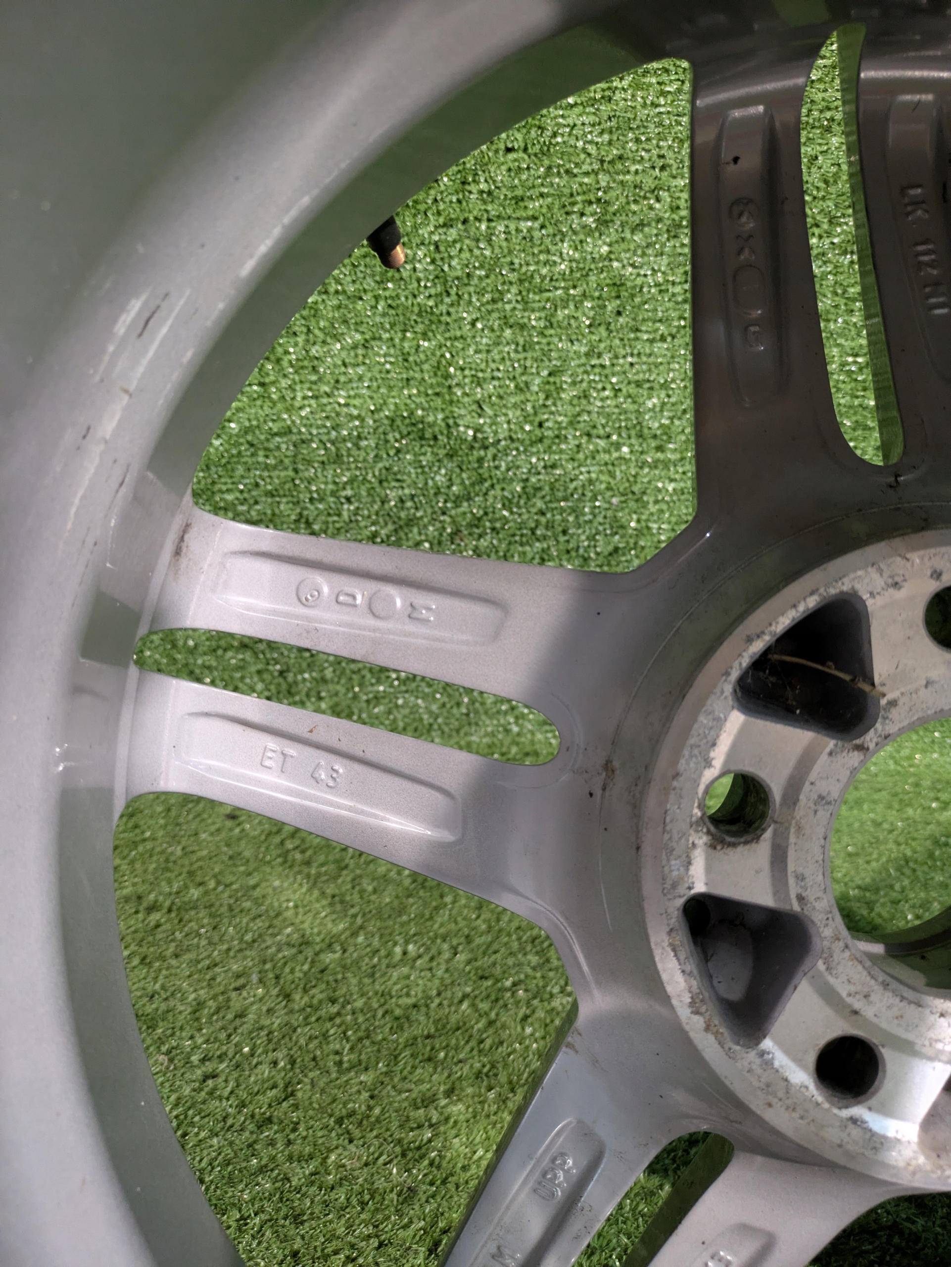 disk disk hliníkový KBA UNIWHEELS 18" x 8" ET43 NR.F210