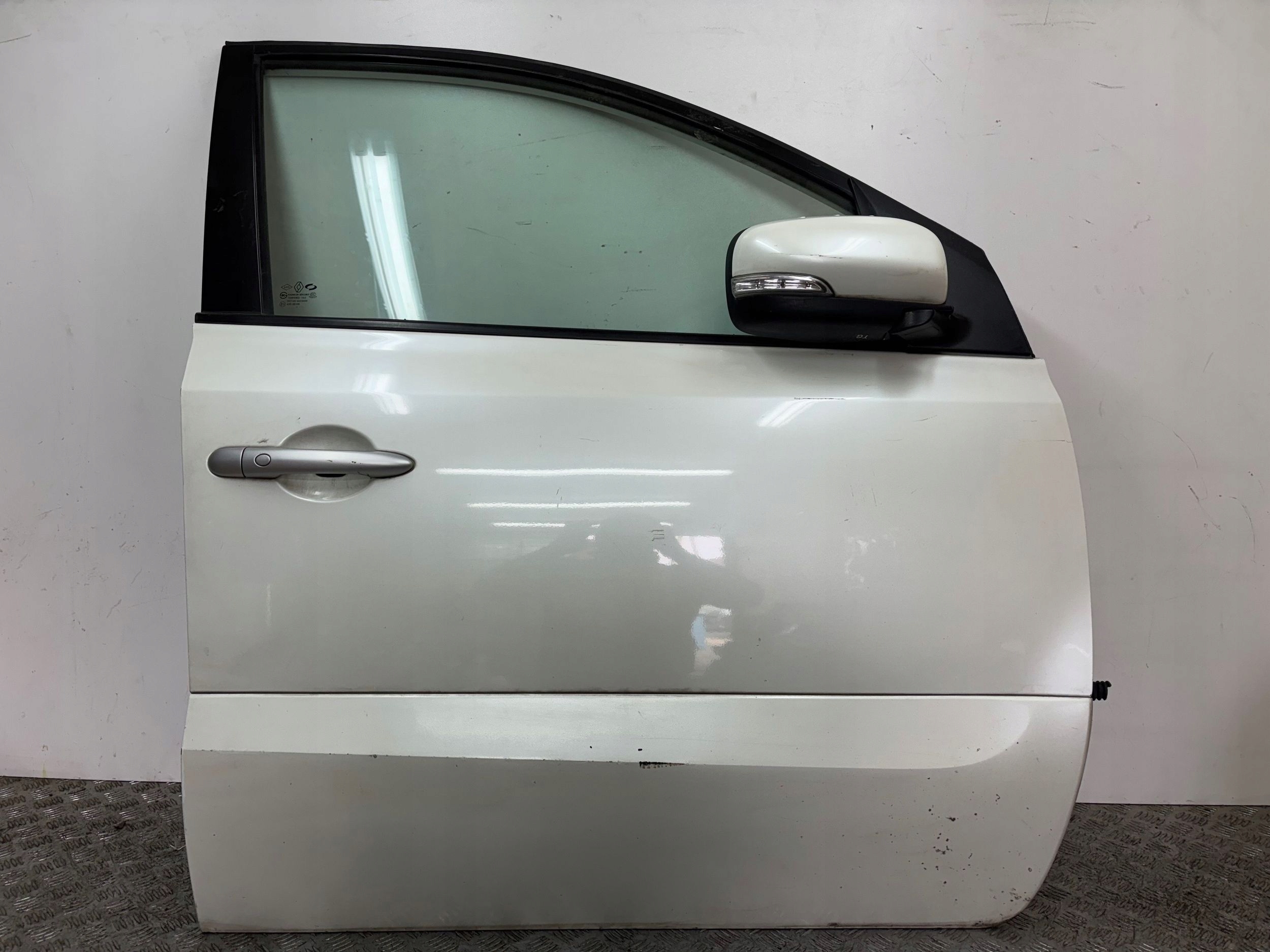 door front front right RENAULT KOLEOS and