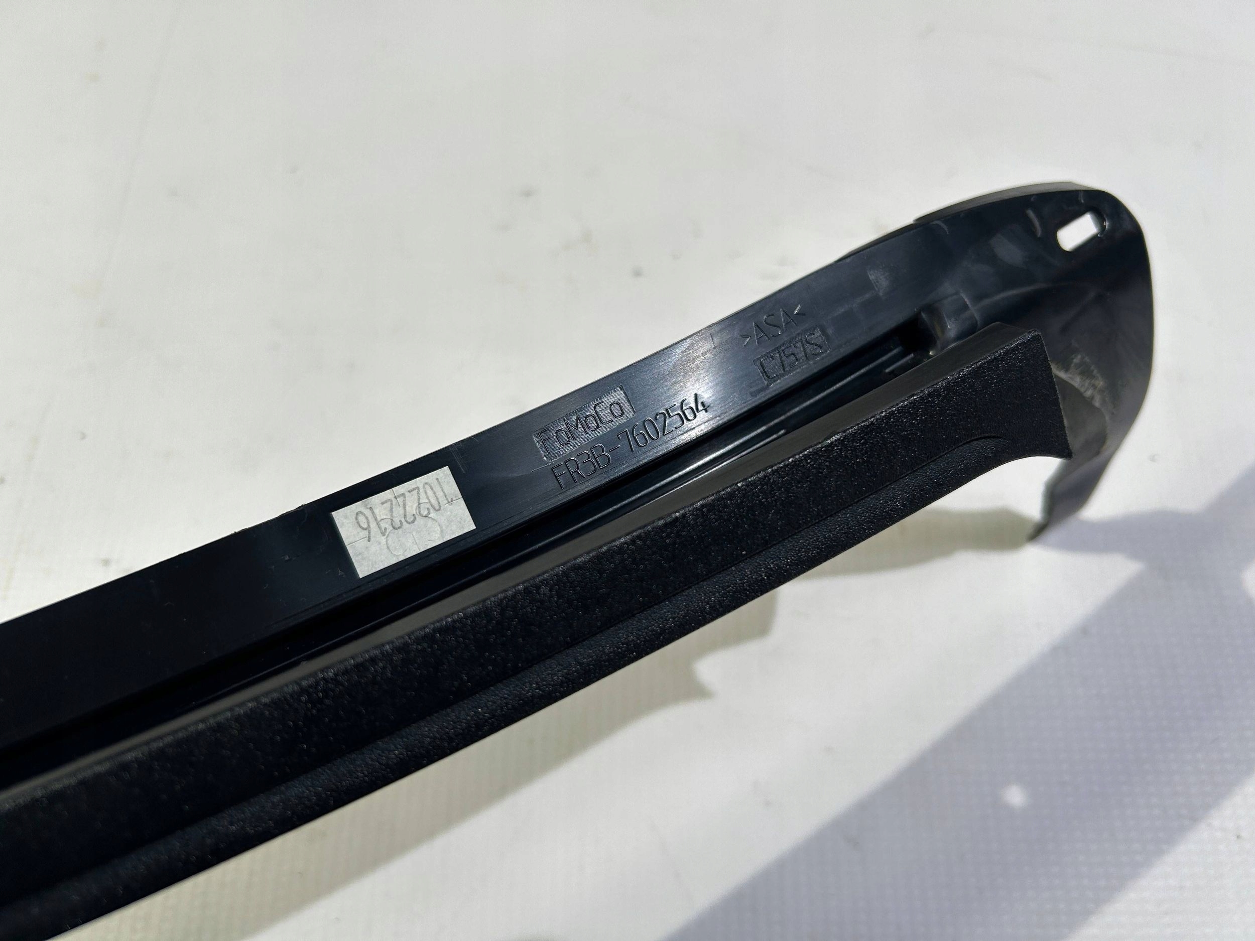 moulding windows cover slupka A left Ford Mustang 2015