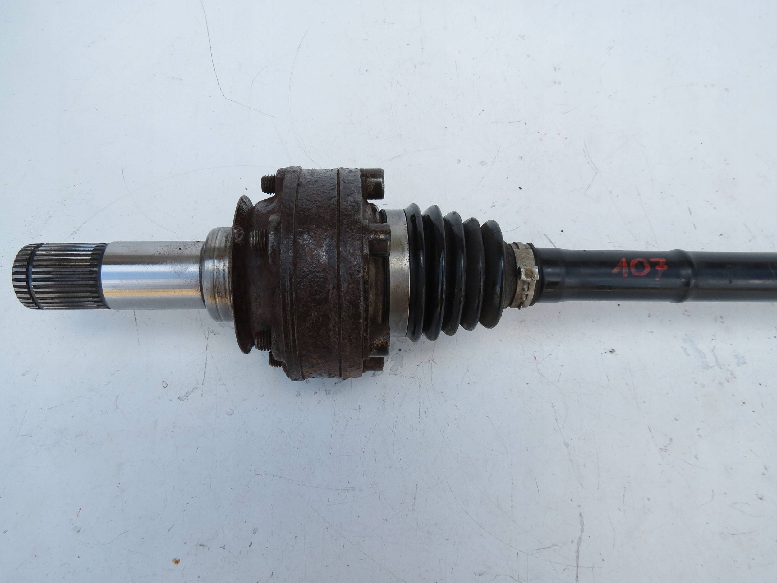 semi-axis rear left PORSCHE CAYENNE and 7L5 7L0501201B