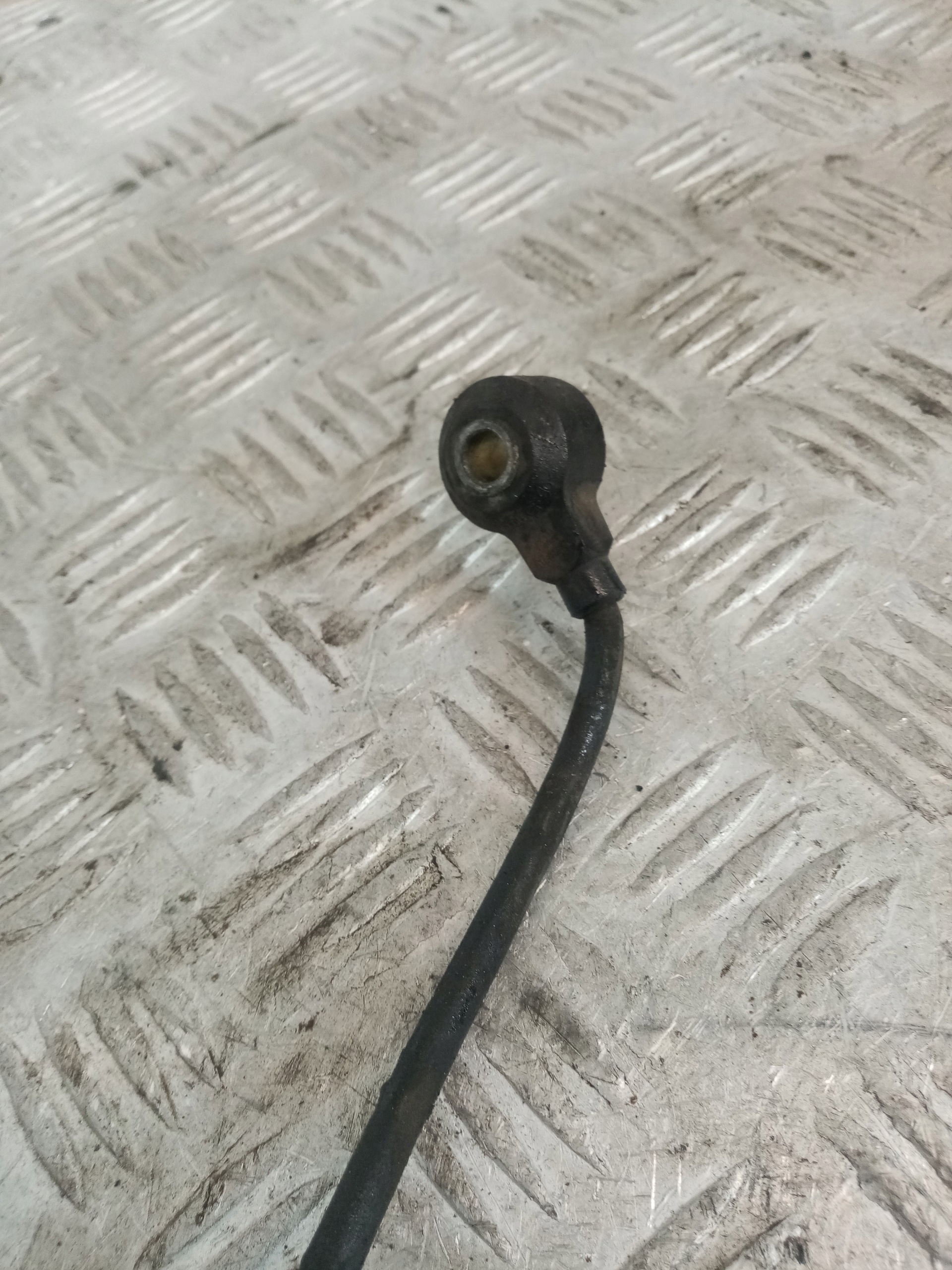 sensor SPALANIA STUKOWEGO VOLKSWAGEN PASSAT B5 07D905377