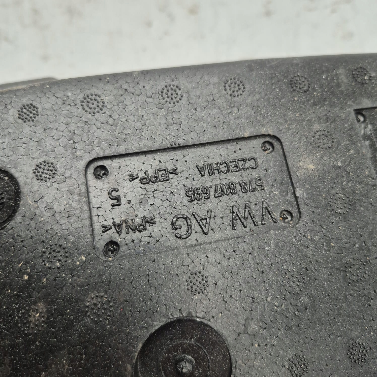 CUPRA TERRAMAR 24- ABSORBER pillar PIANKA rear part 578807695
