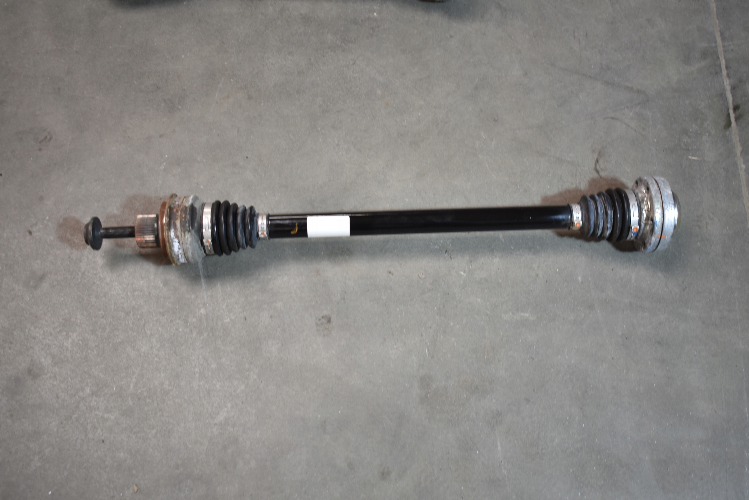 IDEALNA semi-axis left rear part rear AUDI Q5 1