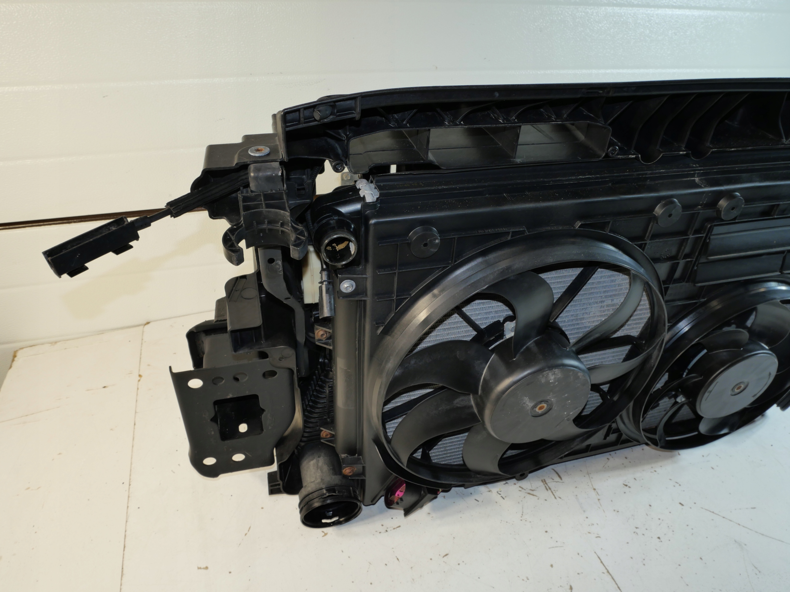 support panel for radiators radiator VW TIGUAN 2.0 TDI pillar sider