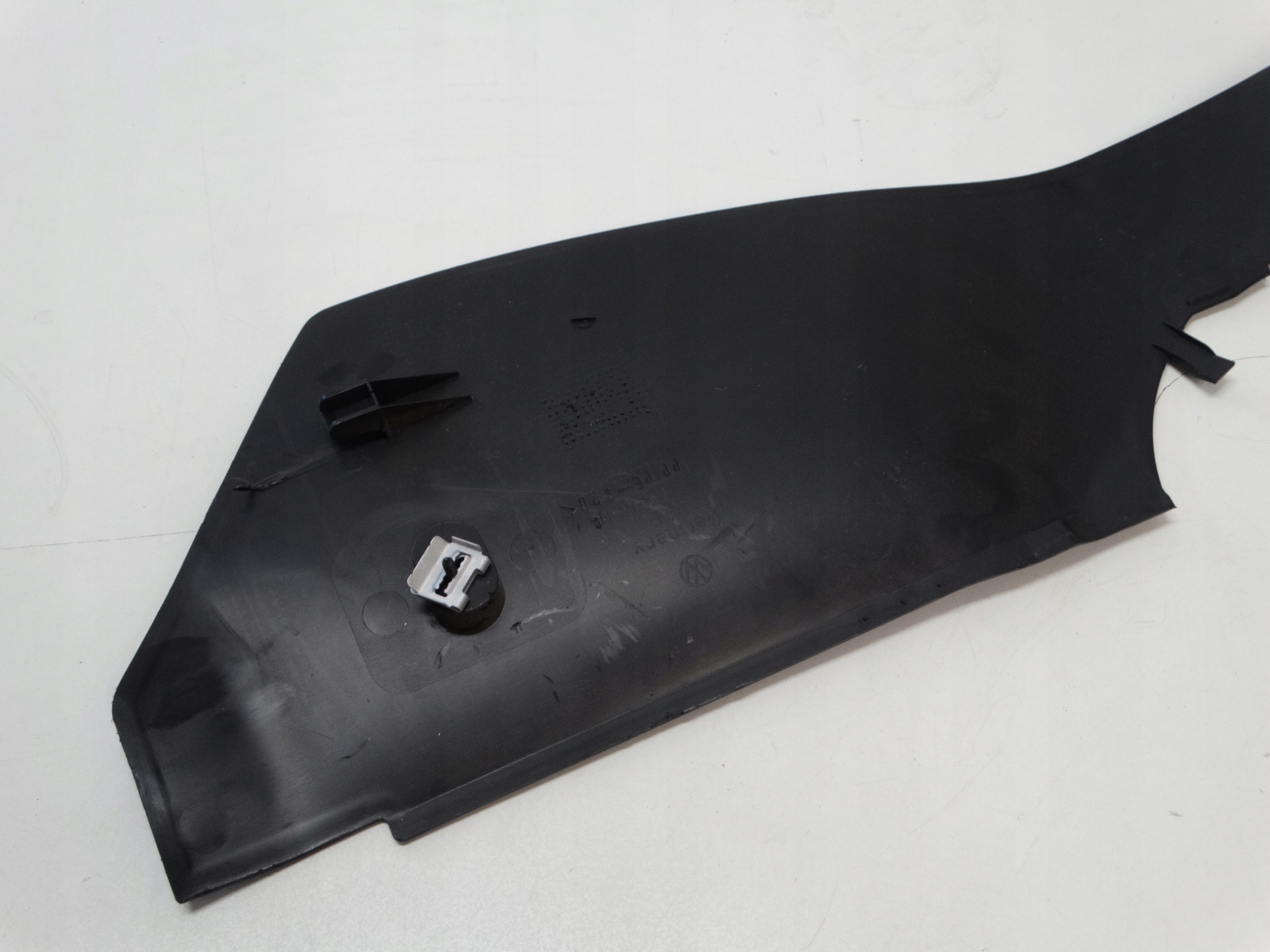 cover TUNELU left VW GOLF VI 1K1863045C