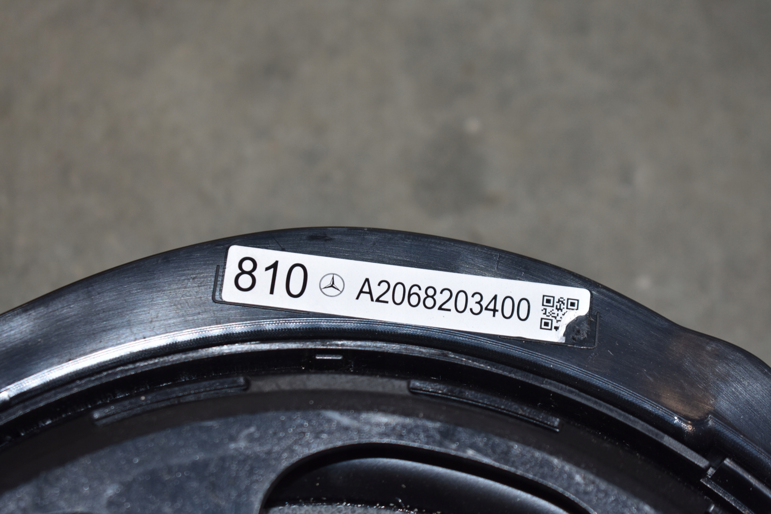 perfect condition speaker MERCEDES W206 X254 1