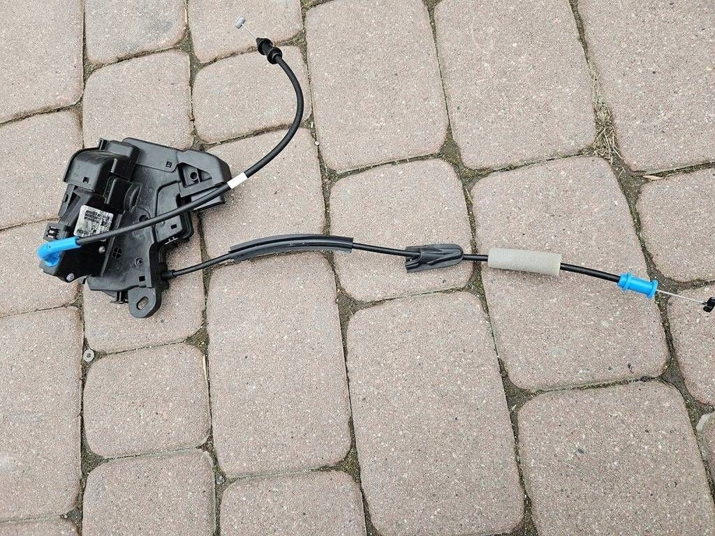 lock door front front right OPEL ASTRA L 6 VI 9835556980