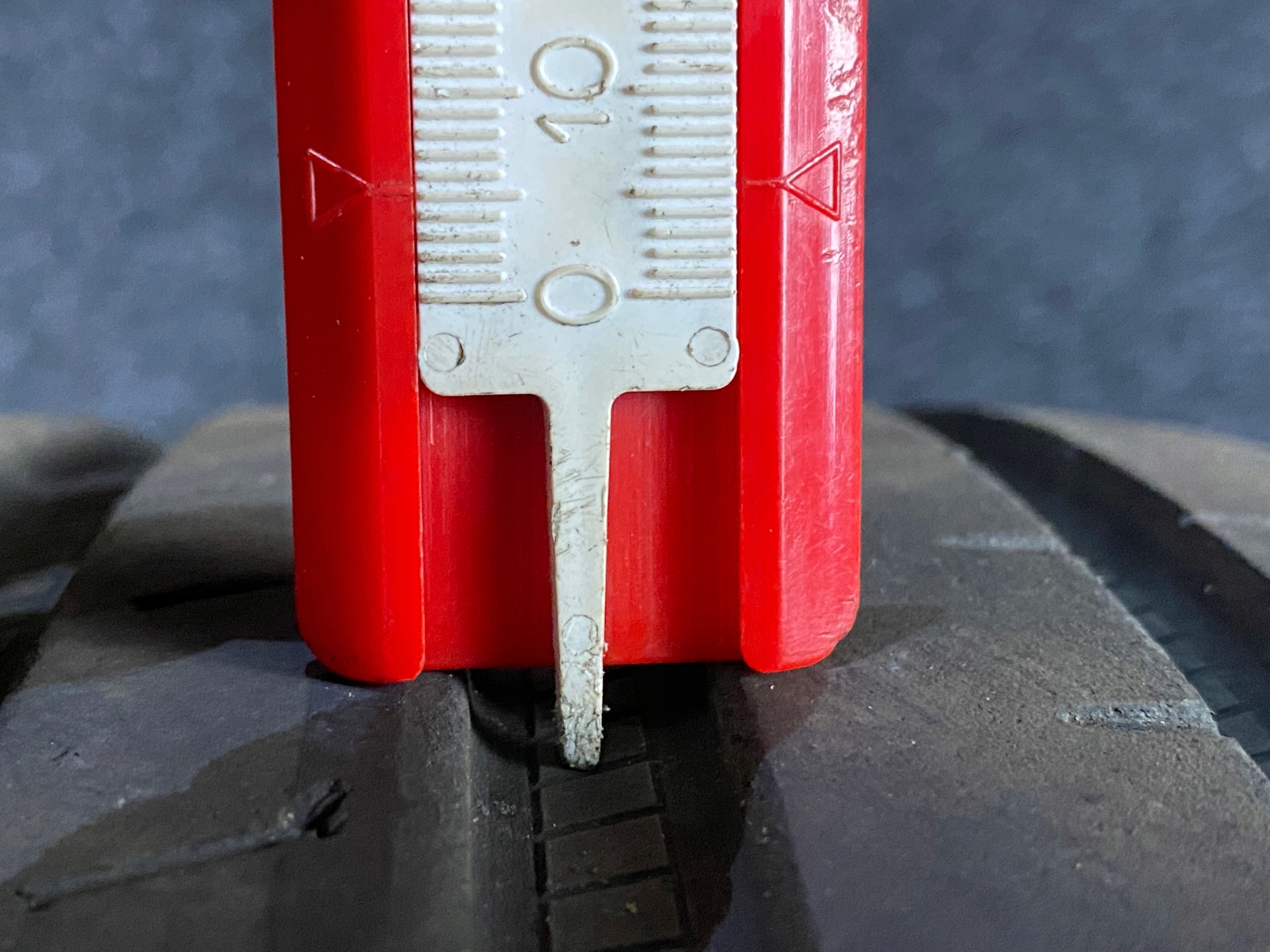 2x GOODYEAR EAGLE F1 245/45R18 2019 Liczba opon w ofercie 2 szt.