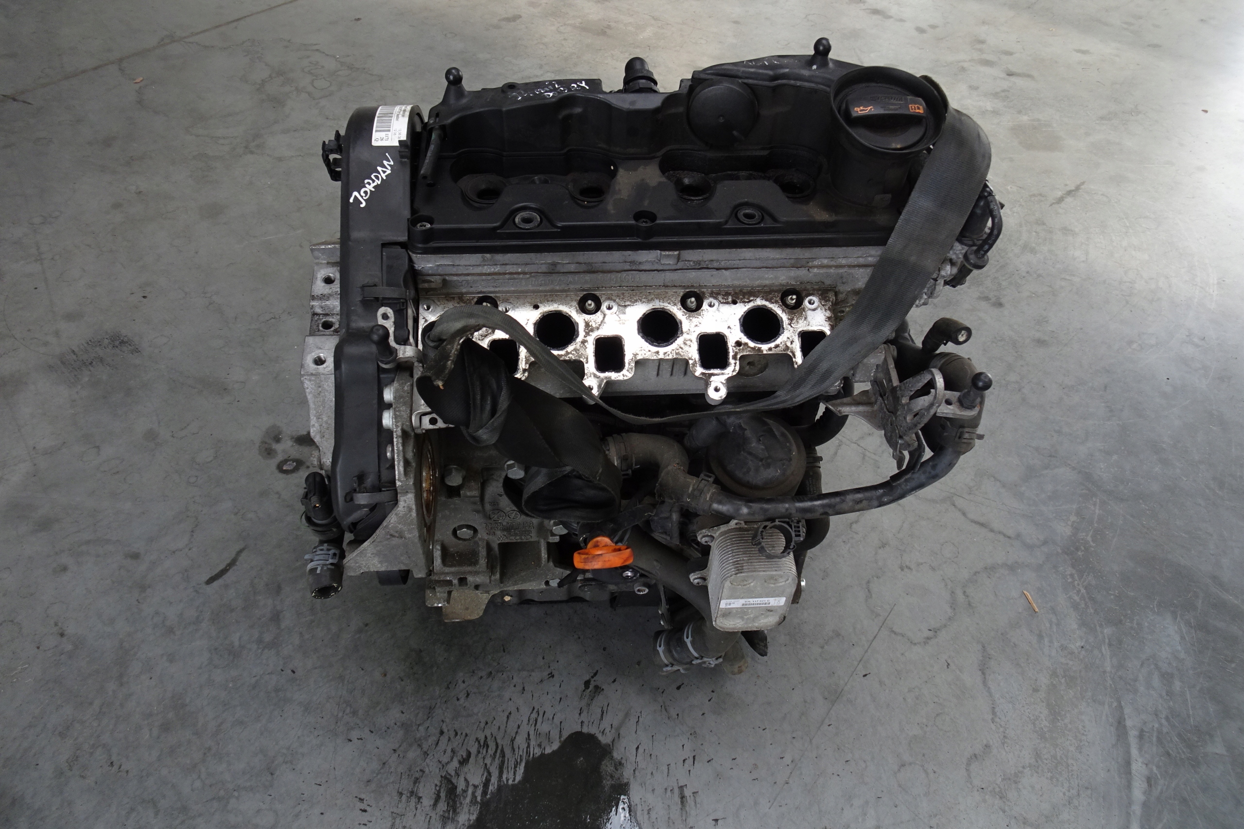 seat ALTEA xl 1.6 tdi - Двигатель