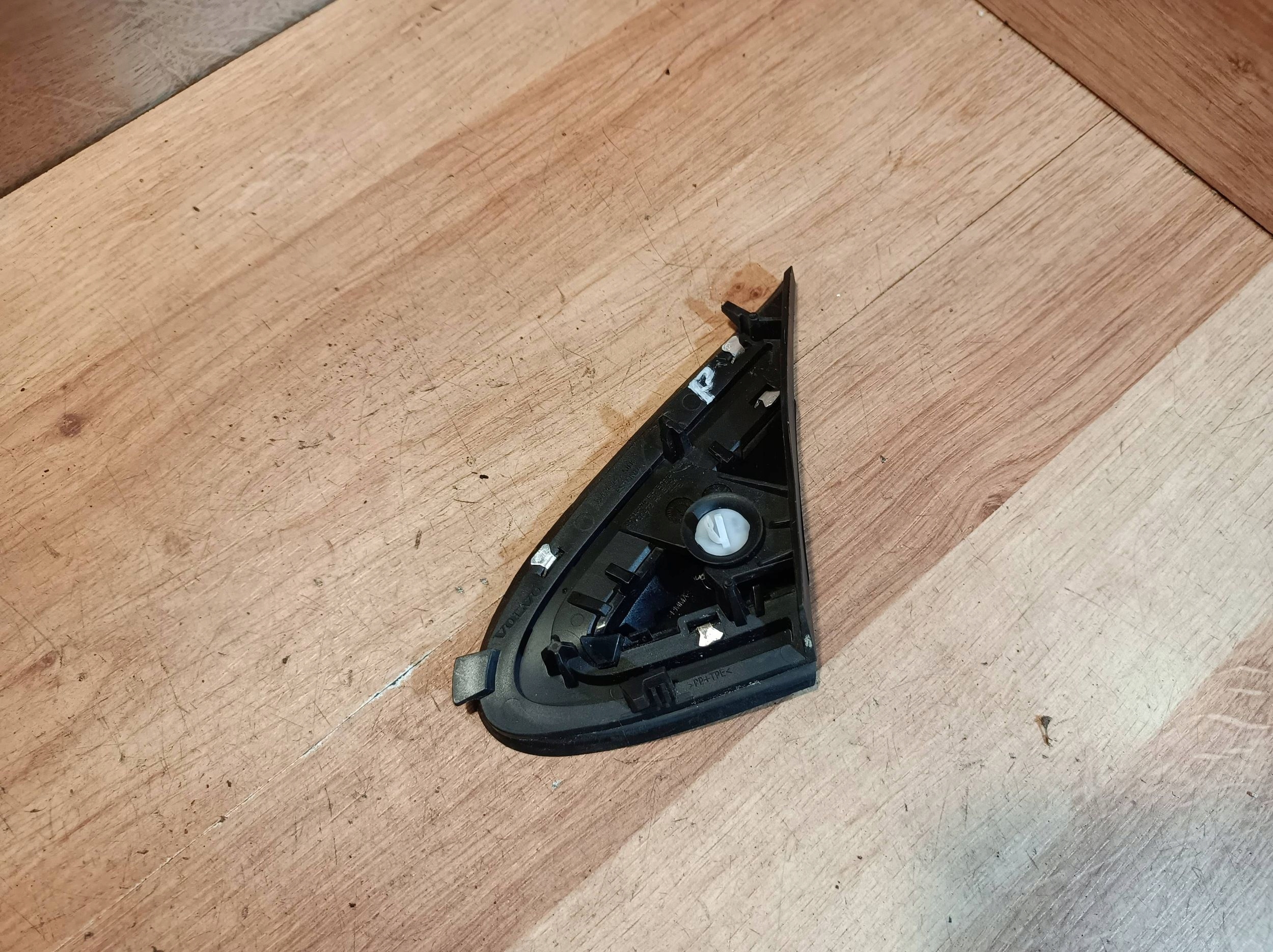 Copri trojkat parafango Destro Volvo V40 2014 31416474