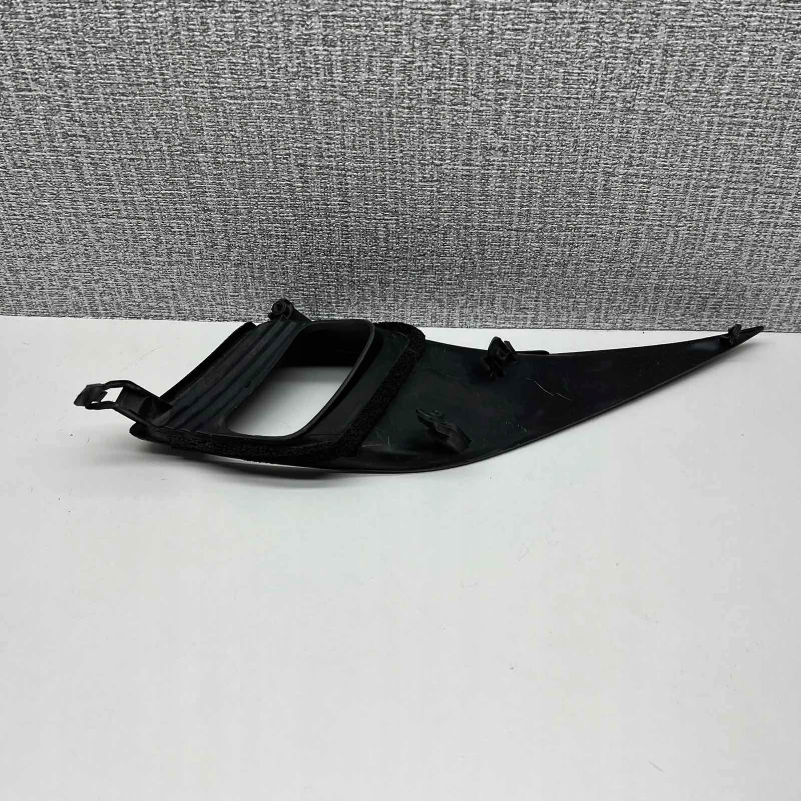 LEXUS GS250 GS450H LIFT 2016- grid frame right 53141-30360