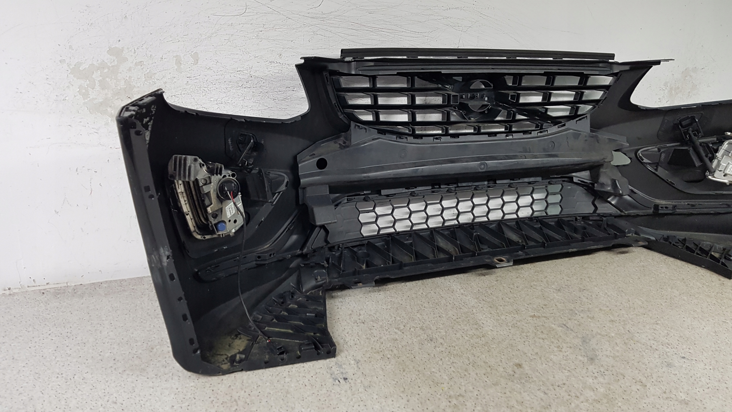 VOLVO XC60 XC 60 R-design 13 - complete LEDY bumper front 8194