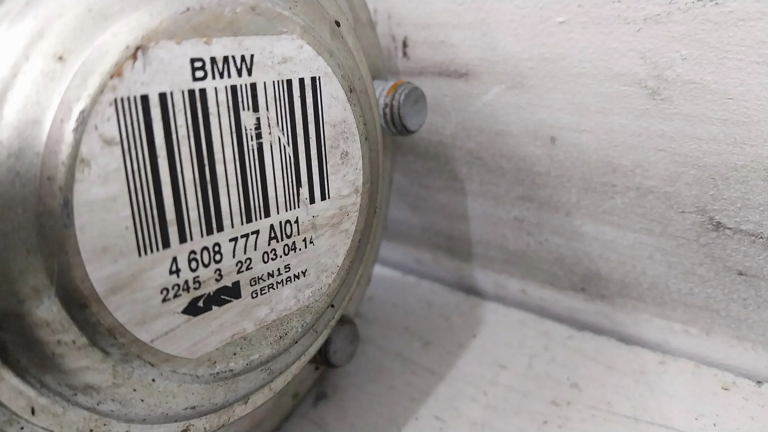 semi-axis left rear part 4608777 BMW X1 E84 N47 2.0D