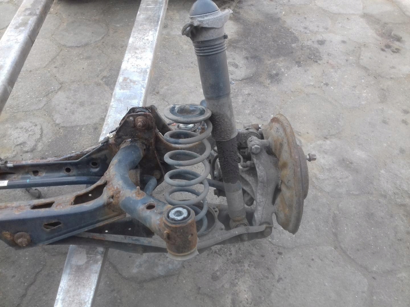 OŚ TYŁ BELKA PASSAT B8 Producent części Volkswagen OE