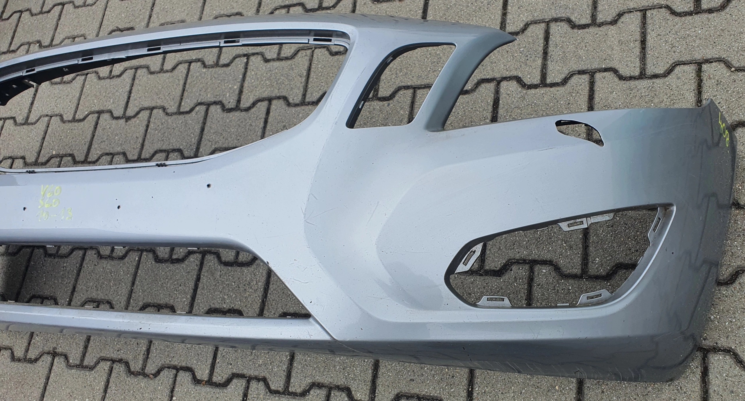 VOLVO S60 V60 10-13 front bumper front OE 31290811
