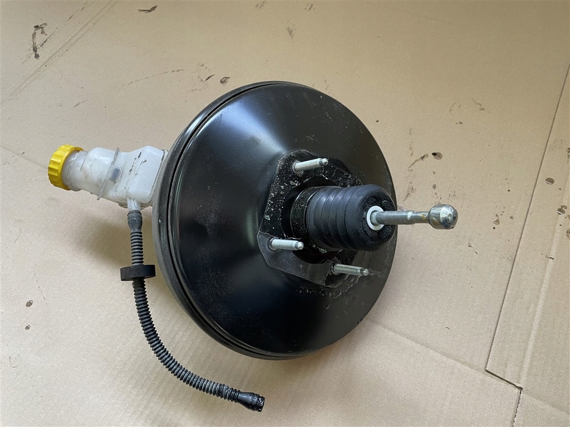 сервопривод + насос 52031548 RENEGADE 14-18R 2017R