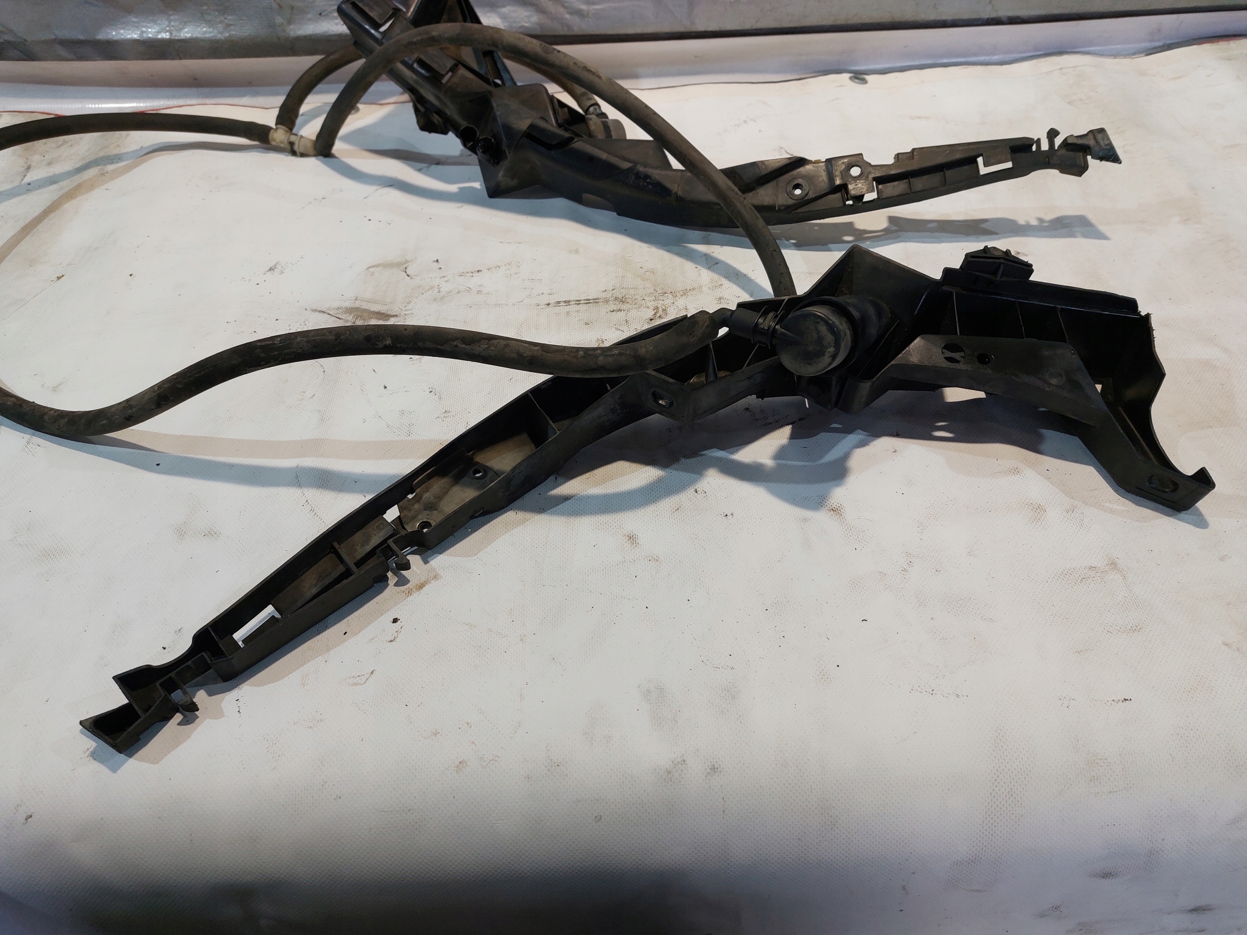 držáky nárazníku pod LAMPE VW PASSAT B5