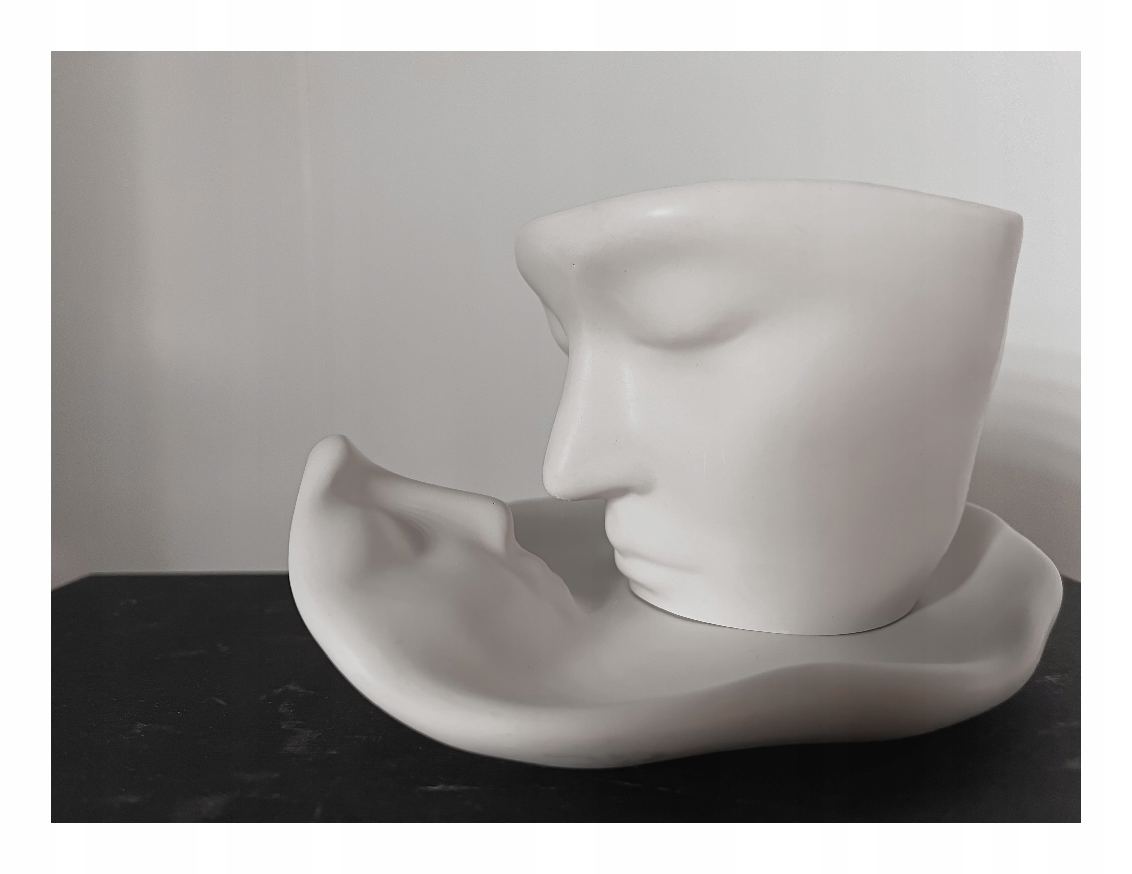 Svíčka Peony Whisper sójová tvář s vůní pivoňky