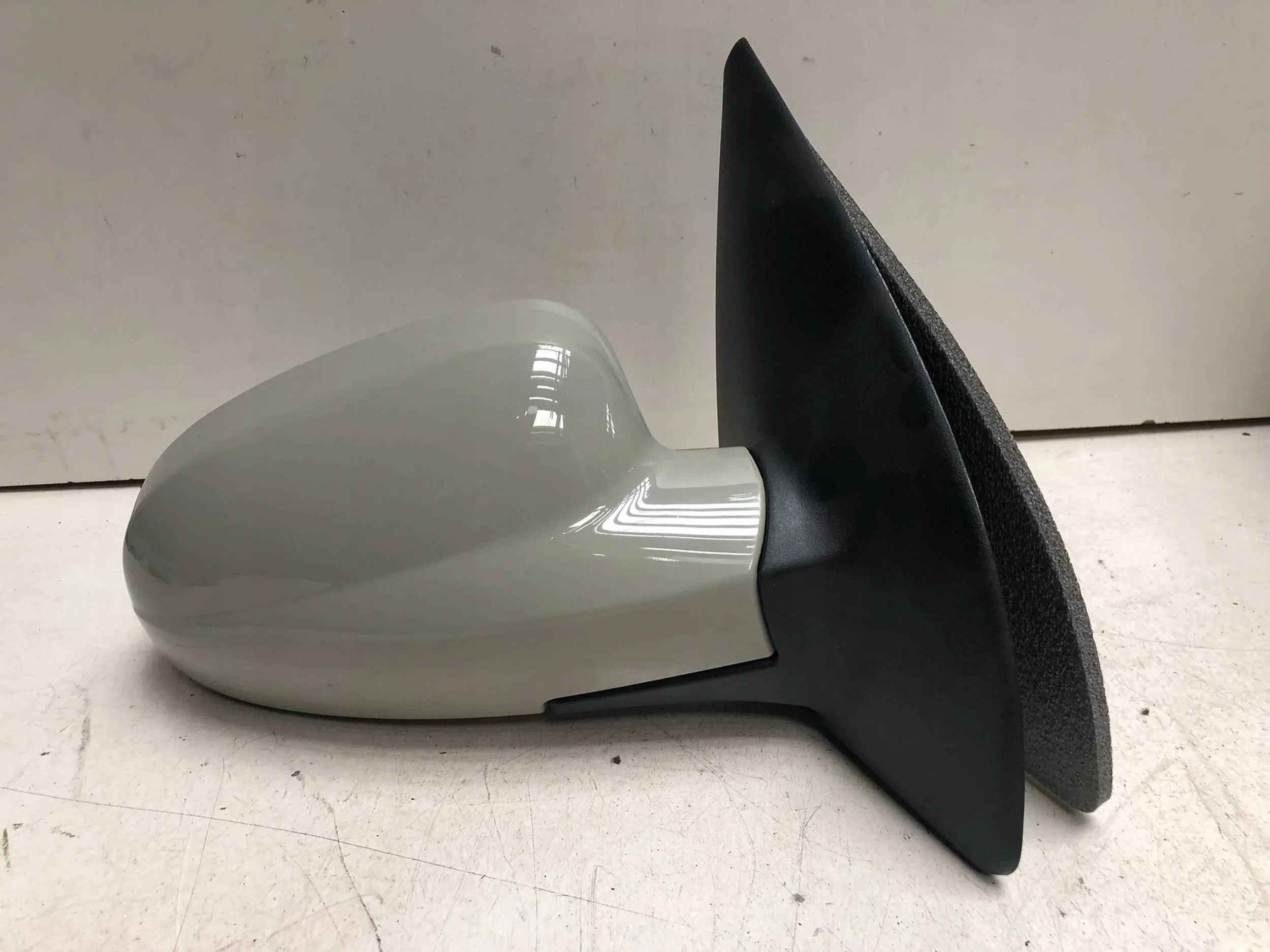 зеркало правое Chevrolet Aveo 2006