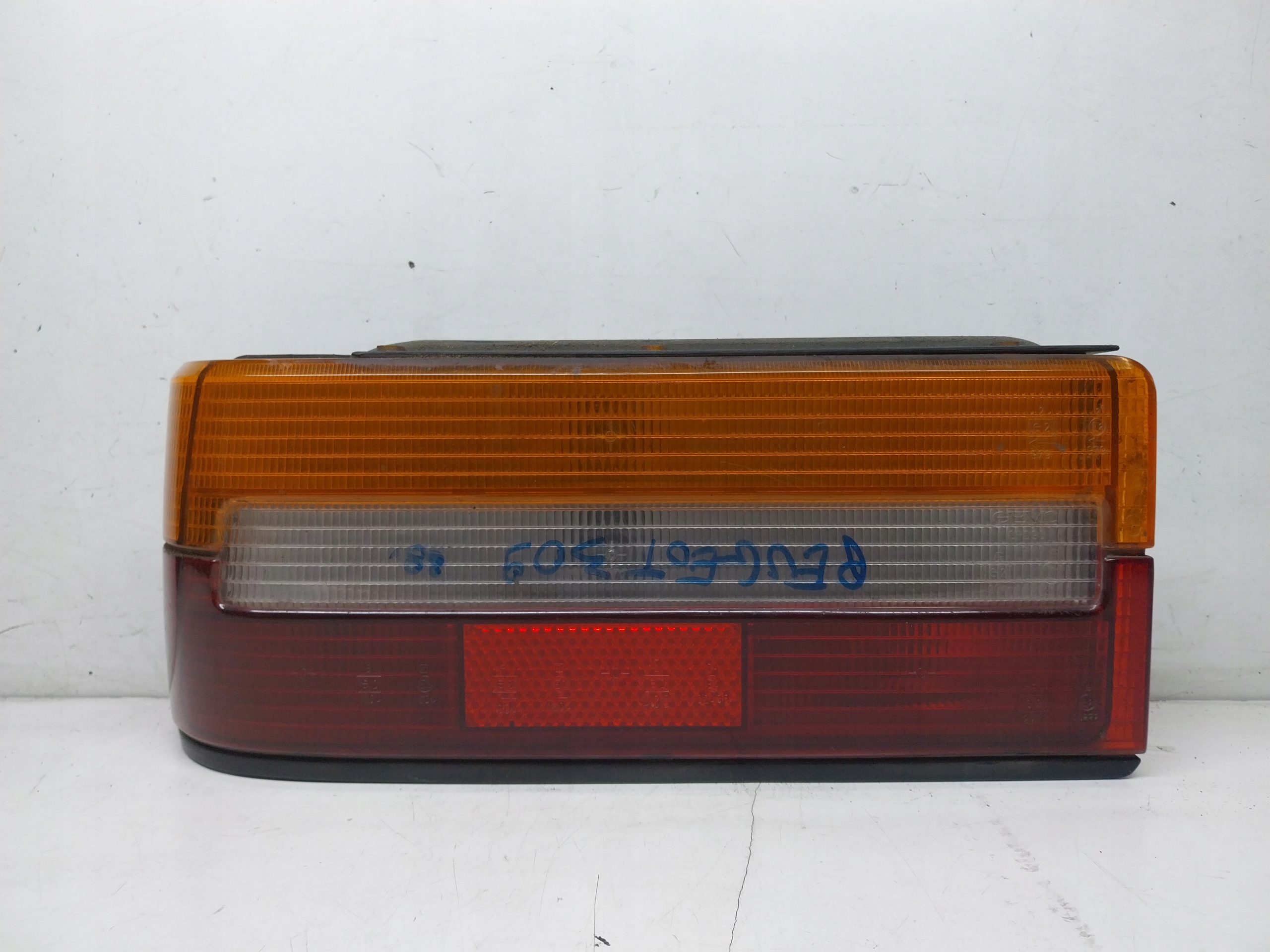 light left rear part PEUGEOT 309-86-89