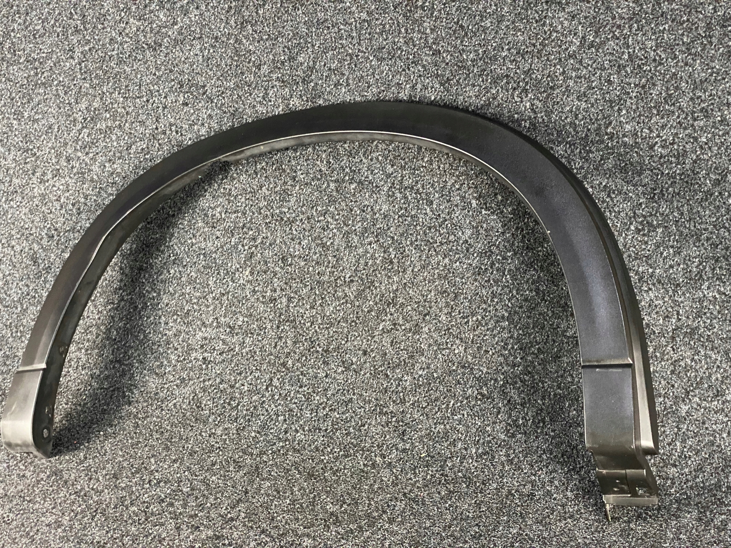 MAZDA CX5 II LISTWA BŁOTNIKA PRAWA TYŁ KB8W-51W52 Numer katalogowy części KB8W-51W52