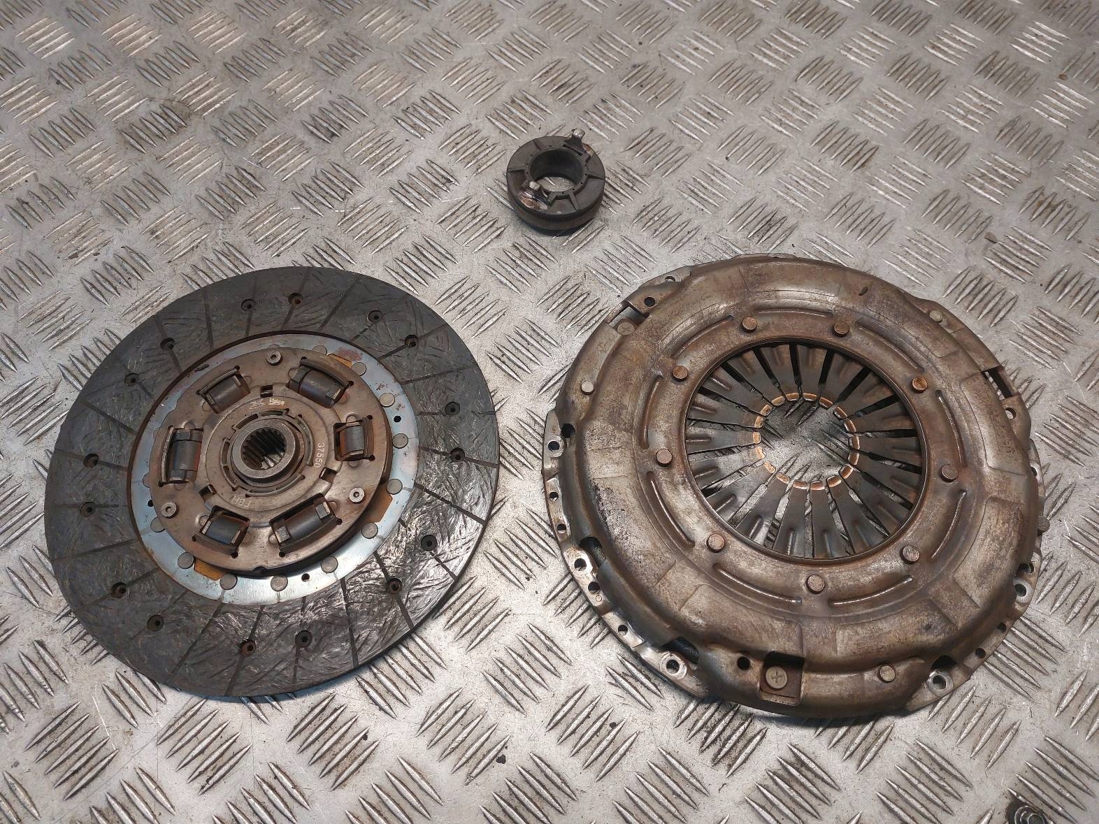 Embrayage Disque + de pression KIA CEED et