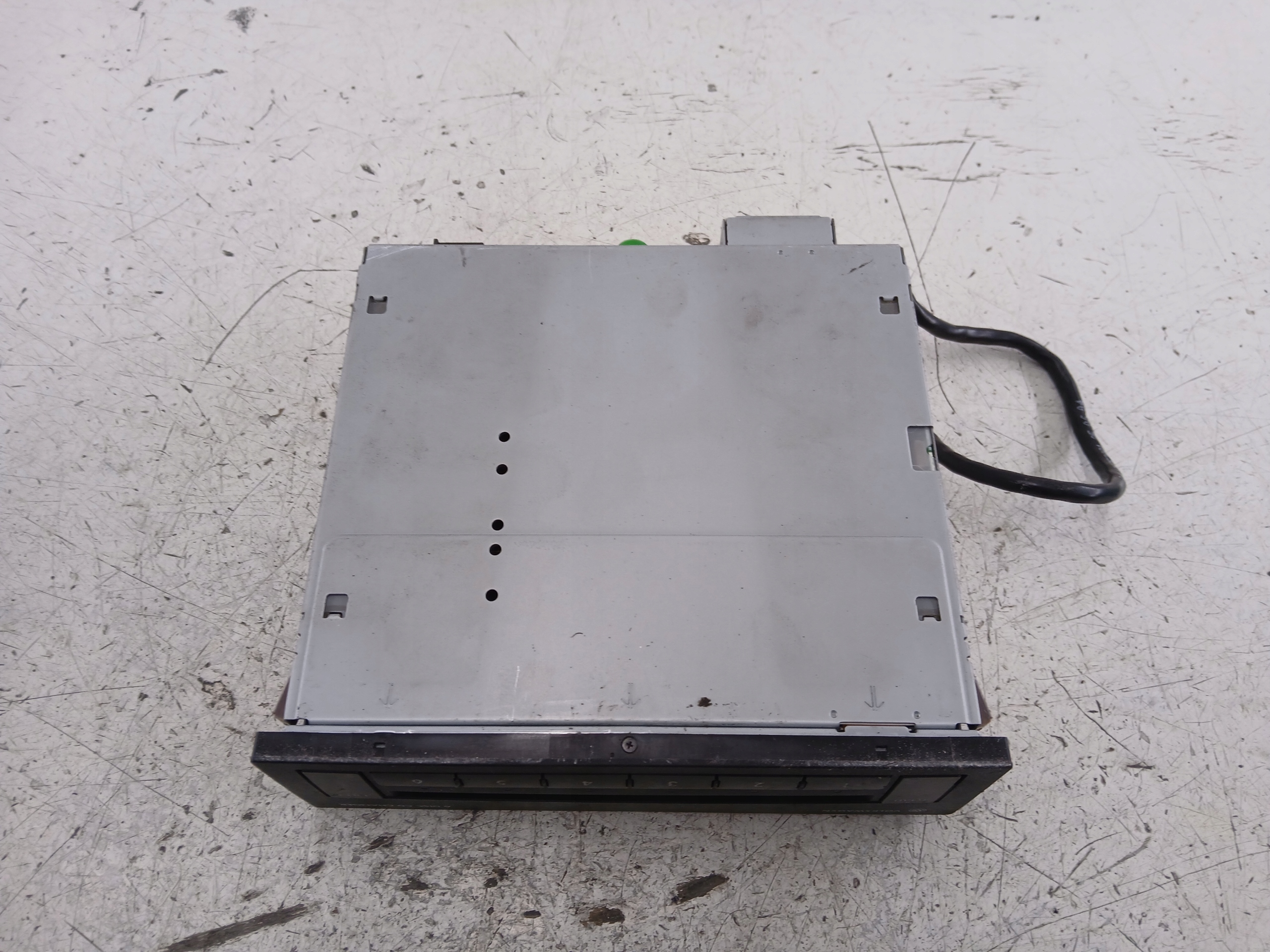 VW POLO 9N Wechsler PLYT CD 6 DISC