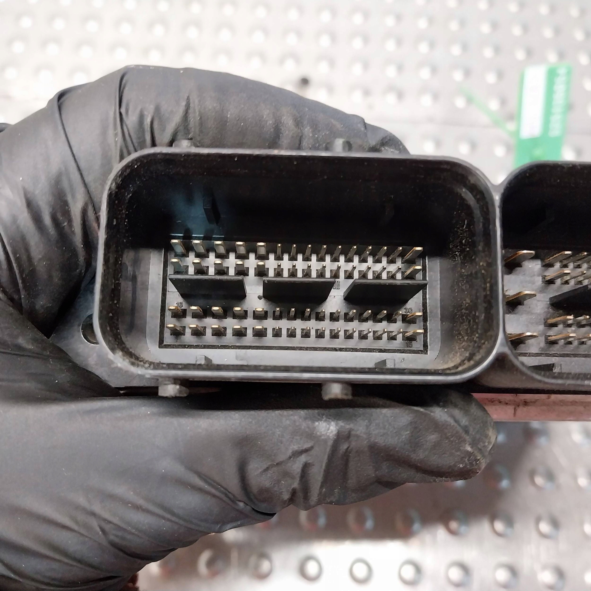computer control unit of the engine 04L907309B GOLF VII LEON III OCTAVIA III 1.6 TDI