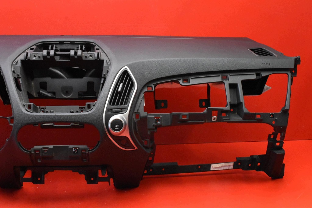dashboard instrument panel console cockpit airbag EU HYUNDAI IX35 1 and 09-13