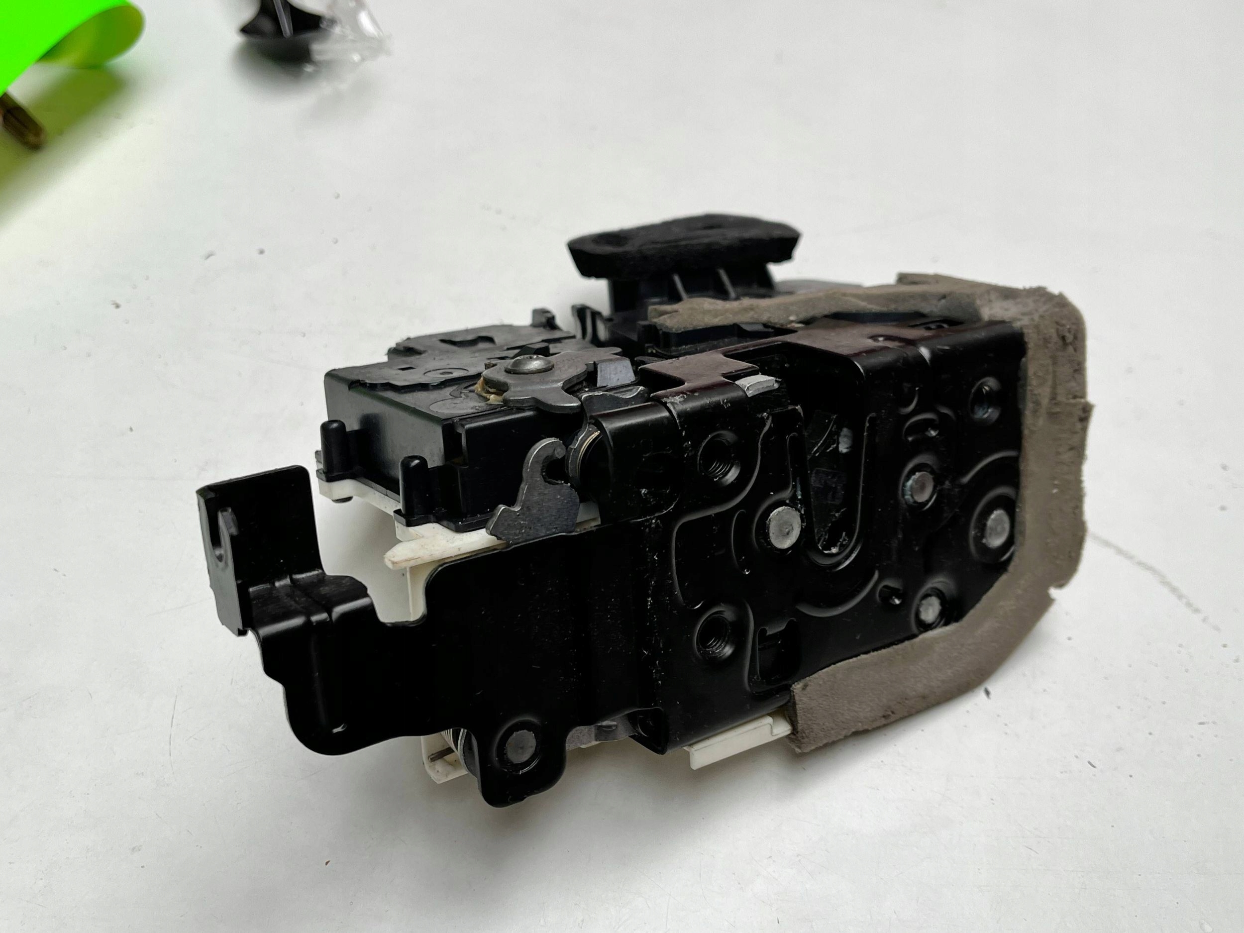 original lock door right front Audi RS Q8 4K1837016K !J