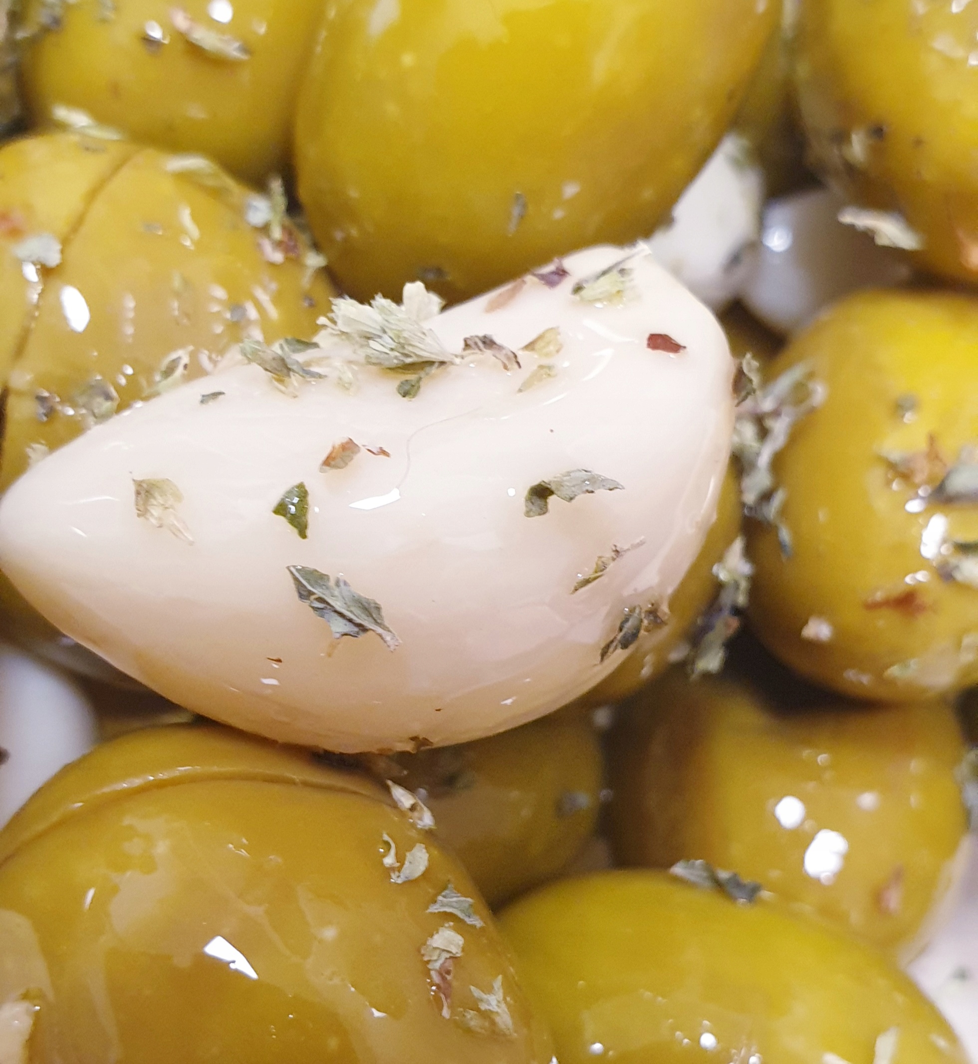 

Oliwki Zielone z pestką z czosnkiem z oregano 250g