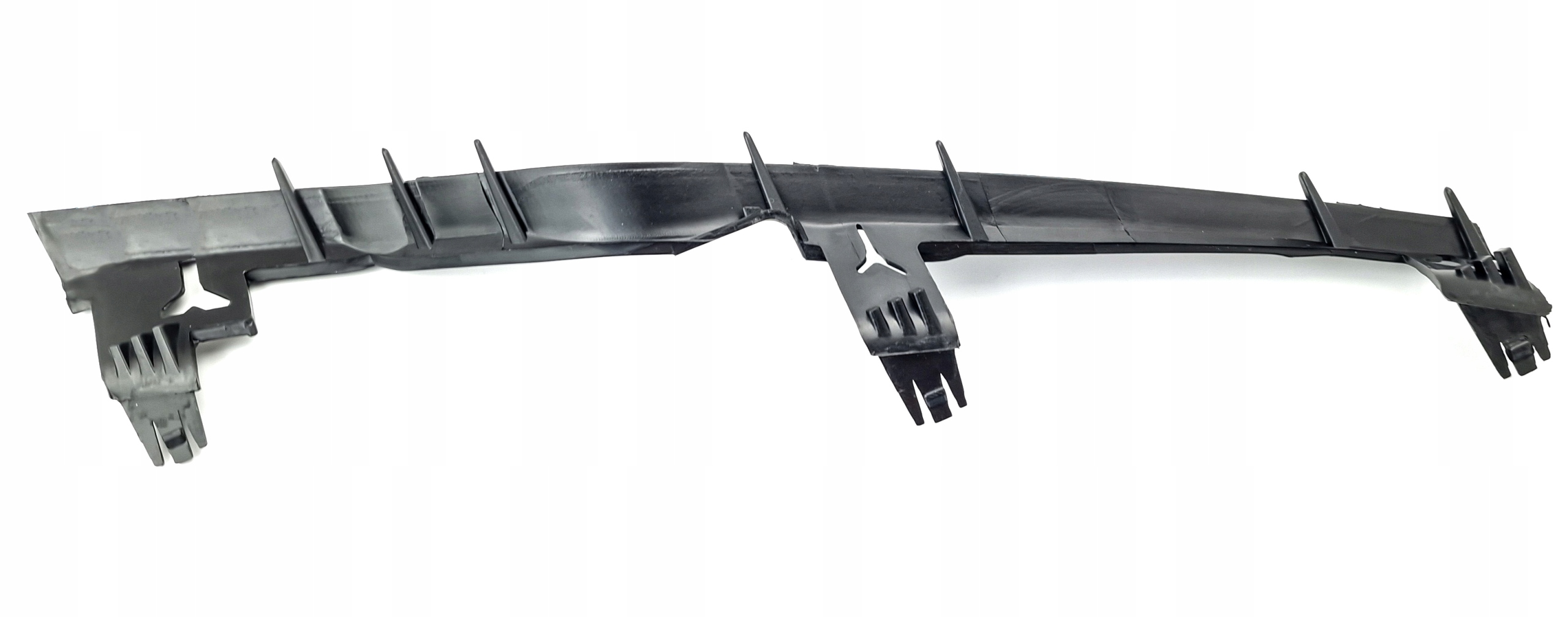 UCHWYT REFLEKTORA ŚLIZG LAMPY UCHWYT F30 F31 LEWY Producent części KAMEX