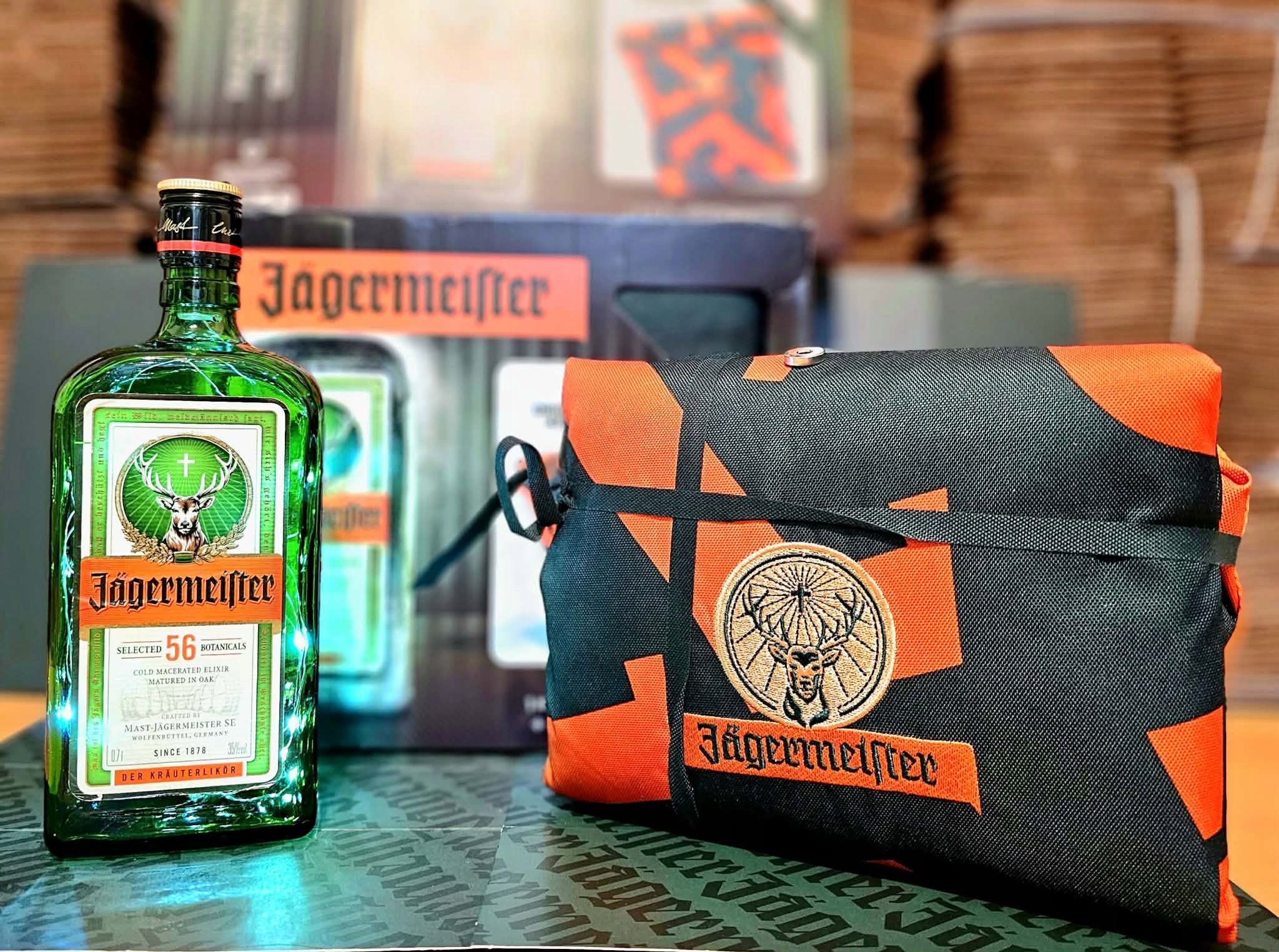 Jagermeister Zestaw Plecak Zwijany 40L Lampka festiwal Unikat Łow