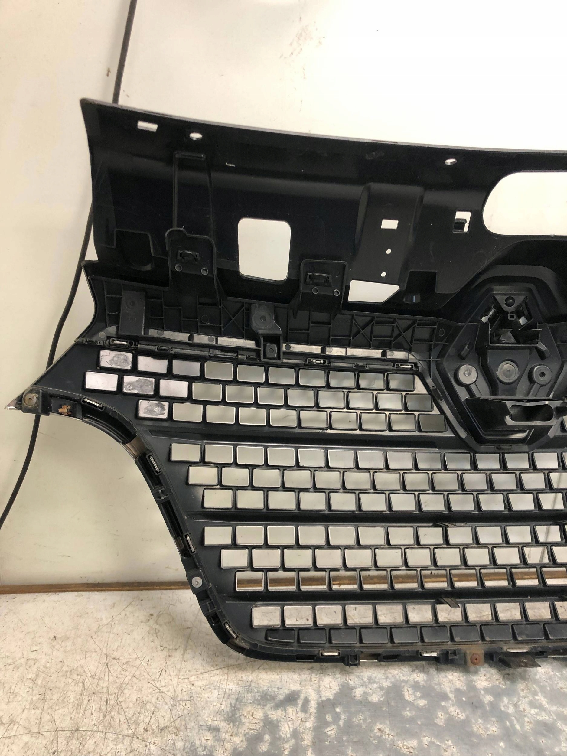 Grill Grill RENAULT MASTER IV 628959833R