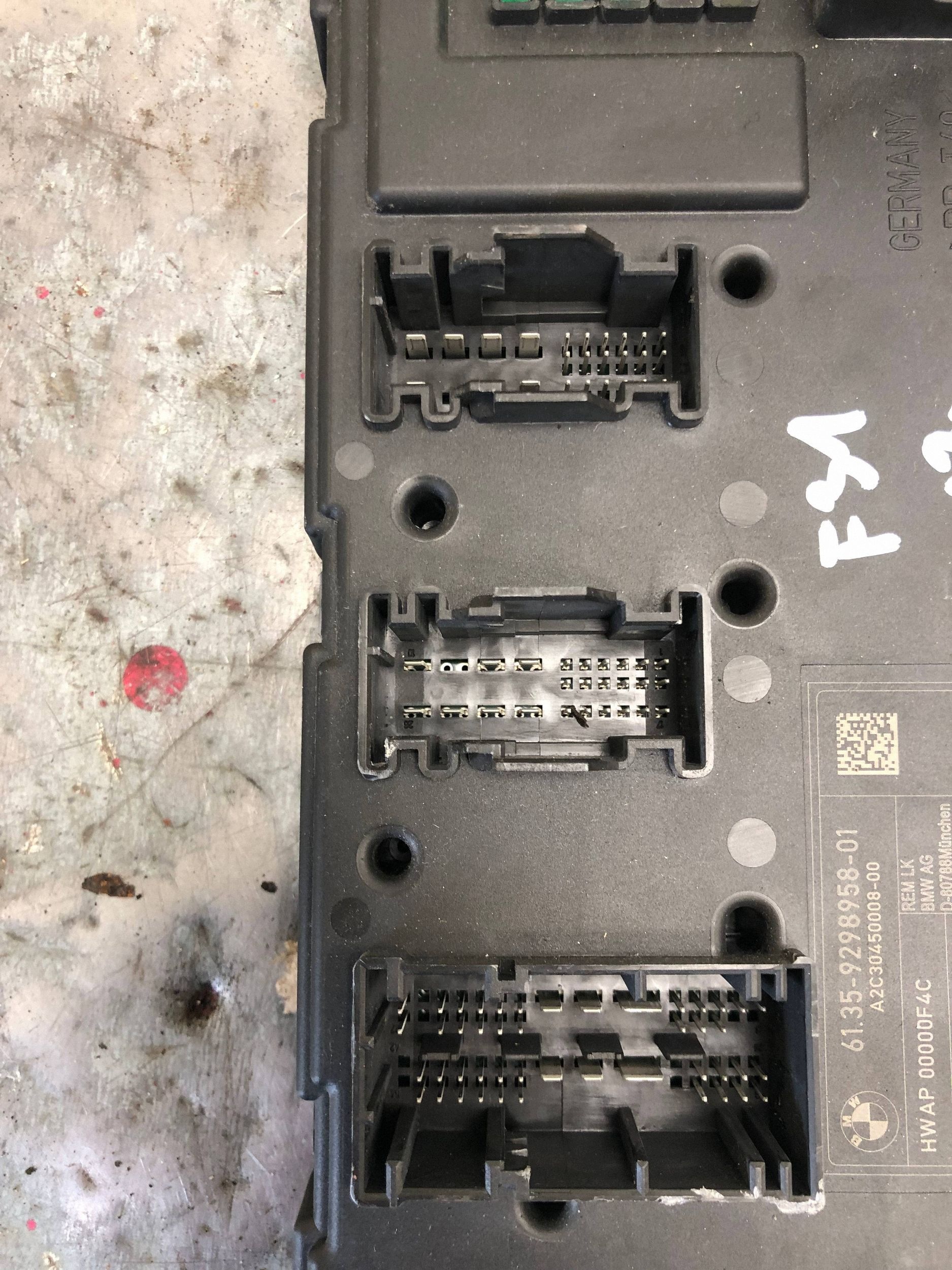 module unité de commande électronique uce REM BMW F31 9298958