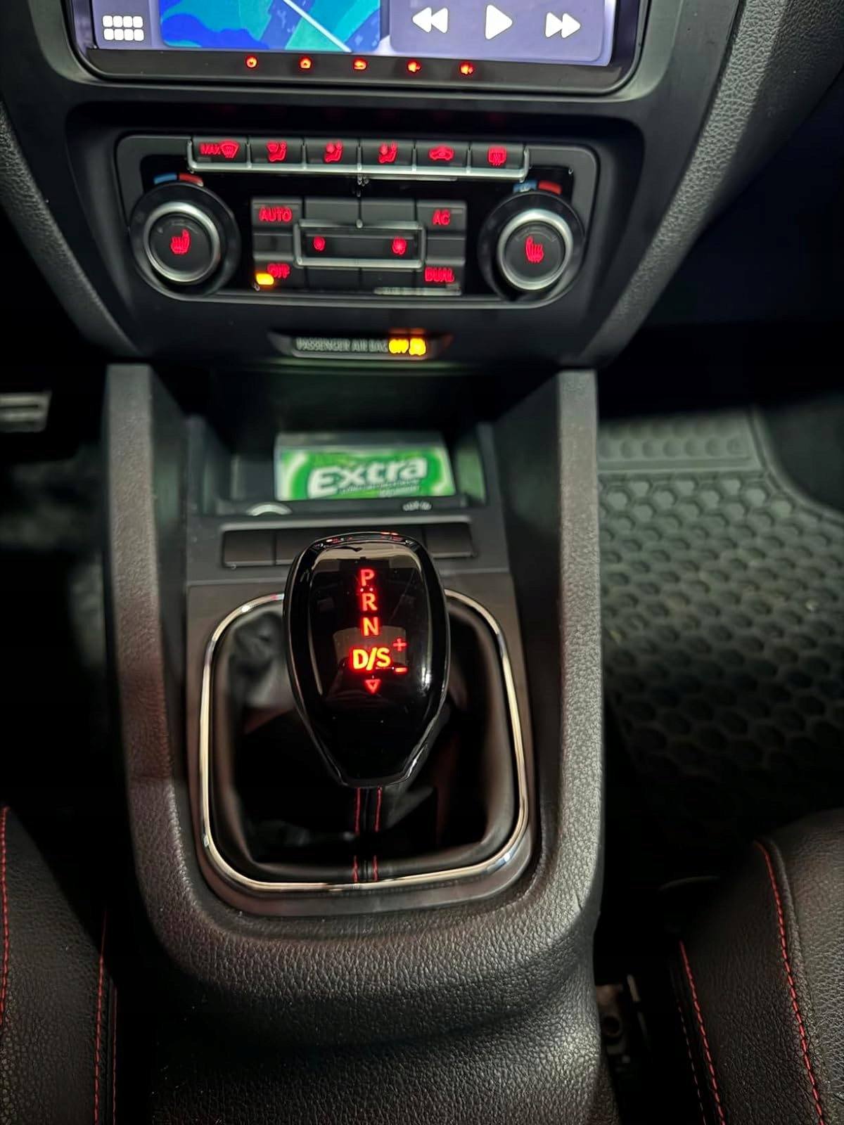 Rukojeť Řadící Páky Automat Volkswagen Touran Tiguan 5N Passat B8 T-roc