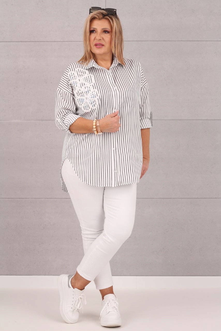 KOSZULA DAMSKA W PASKI OVERSIZE DUŻE ROZMIARY W KWIATY LUŹNA DŁUGA Kolor biały