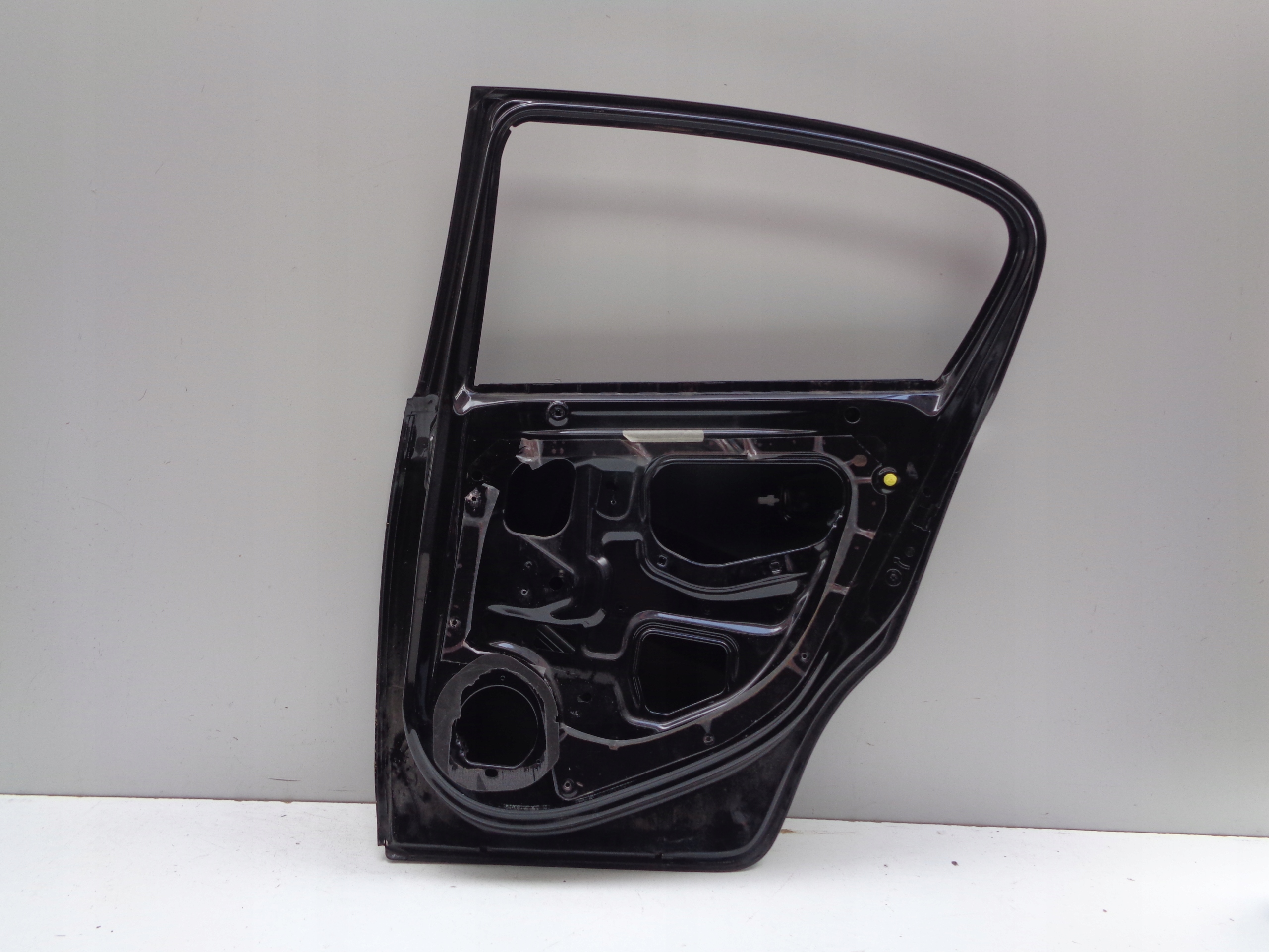Tür rechts hinten OPEL CORSA D 06-14 NR 49004