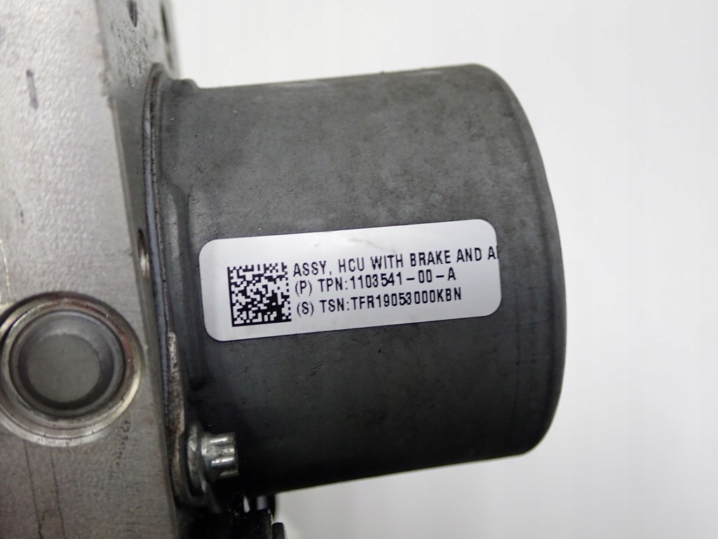 насос ABS 1103541-00-A tesla Модель 3 19R