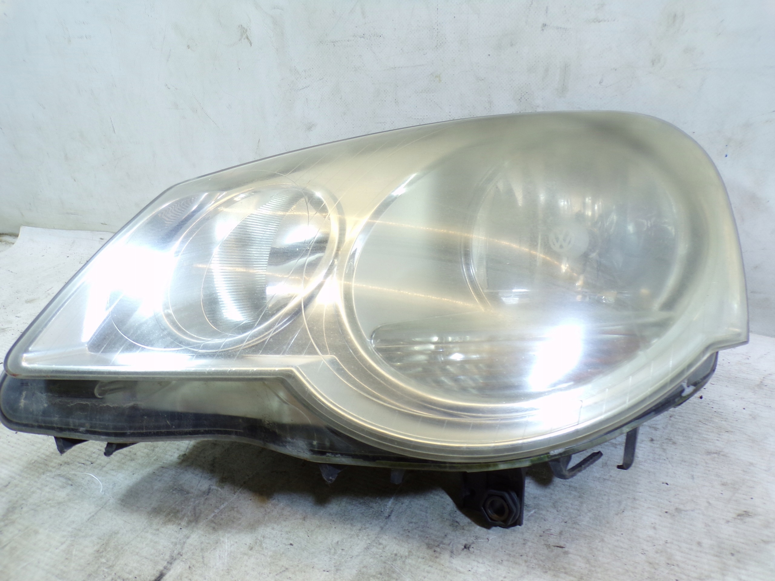 light front front left VOLKSWAGEN POLO 9N LIFT (2)