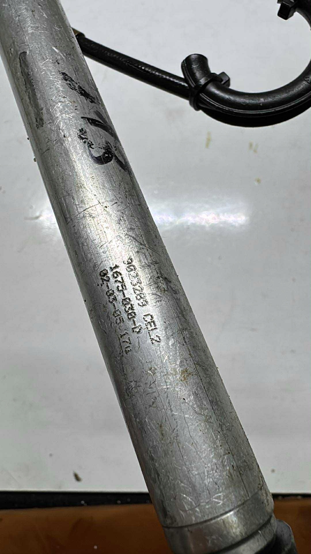 Dämpfer HYDRAULICZNY dach SAAB 93 9-3 II CABRIO 1675-030-E 1675-030-D
