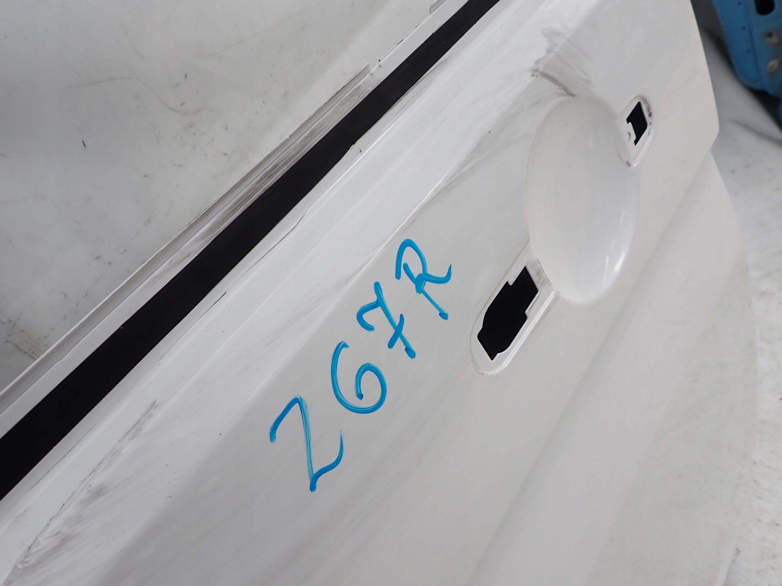 VW T5 LIFT T6 MULTIVAN 09-21 door side right