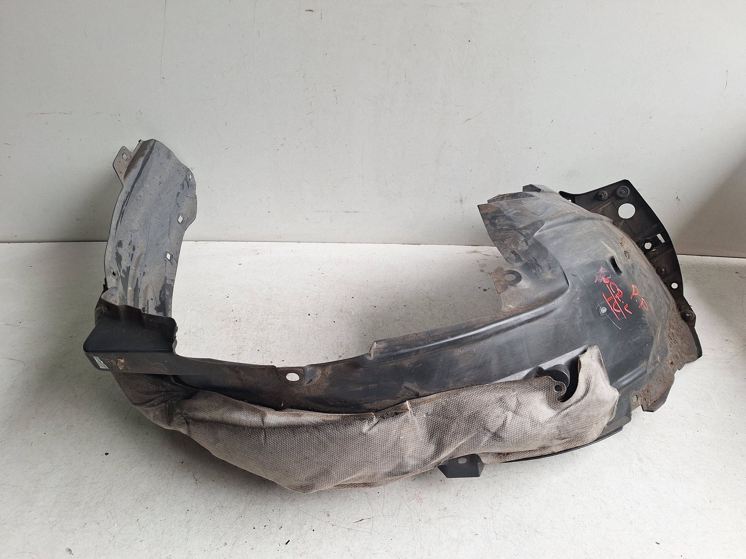 HONDA CR-V IV 11-14 mudguard front right