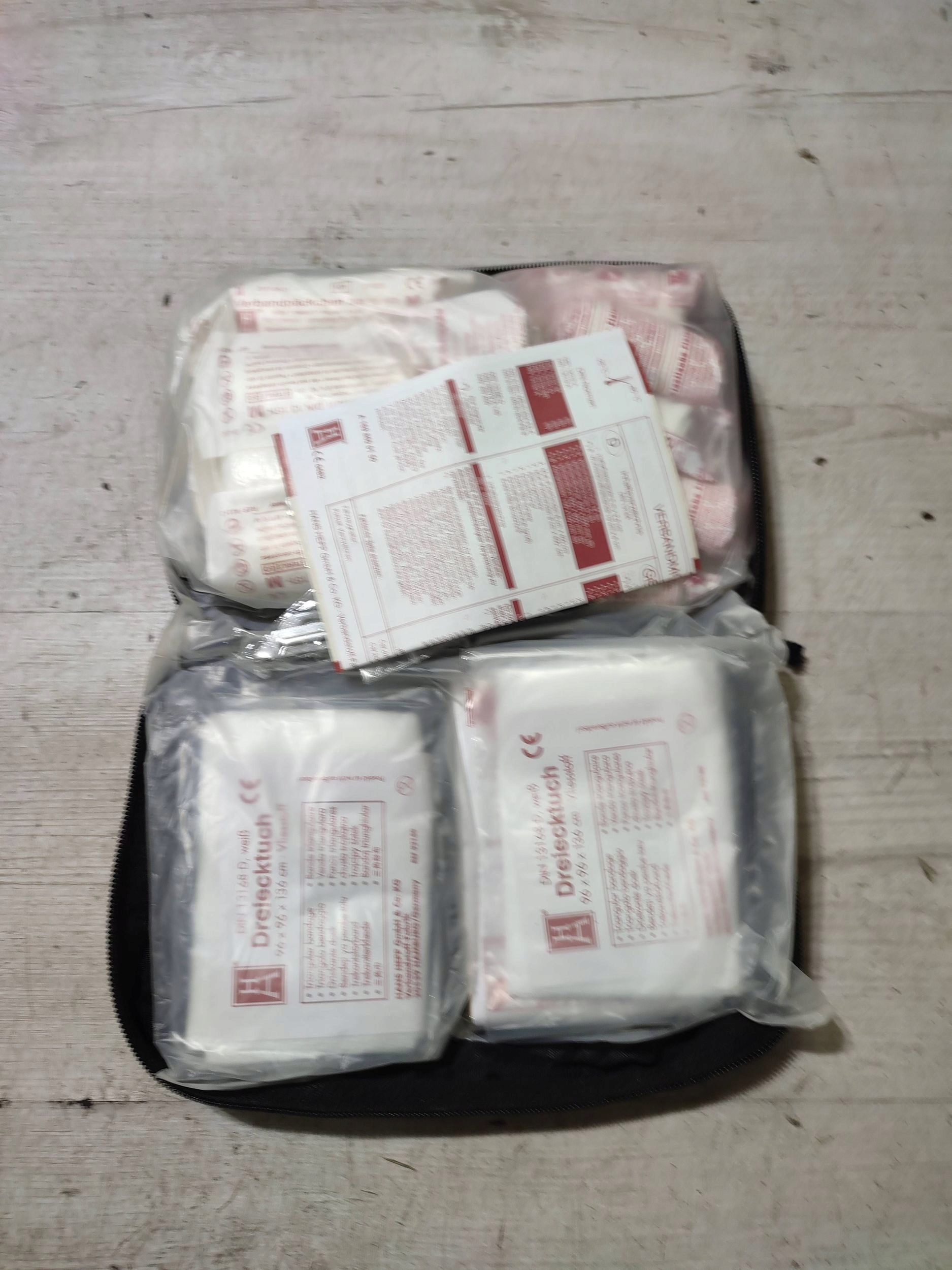 Mercedes-Benz GLK (X204) 2013 first aid kit
