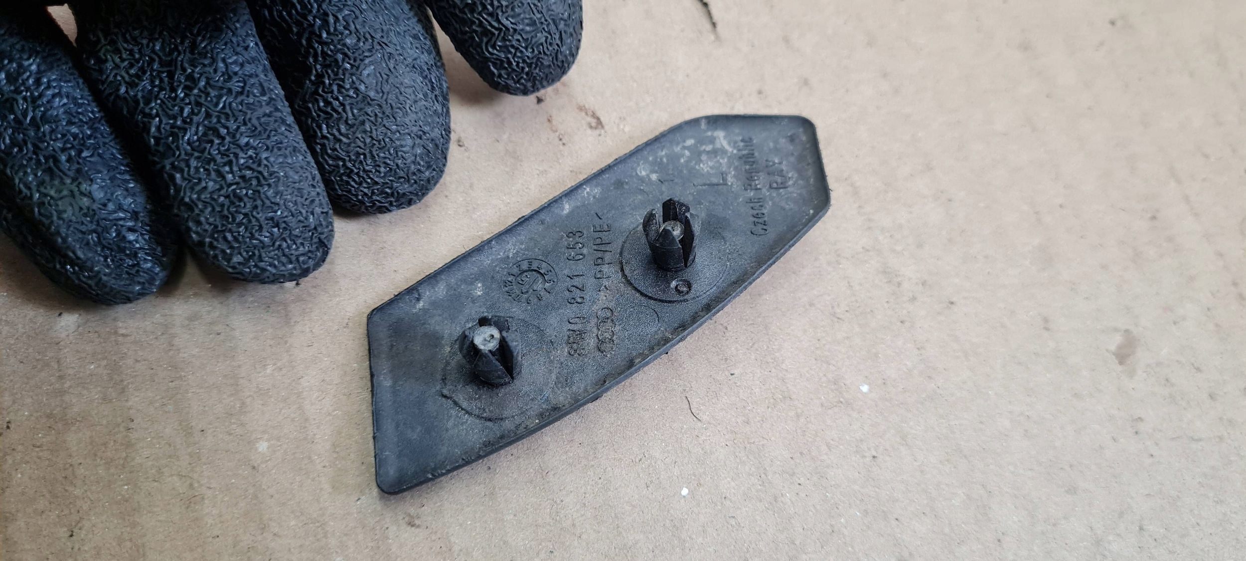 A4 B9 8W S4 cap cover of the threshold KOLEK left left front 8W0821653