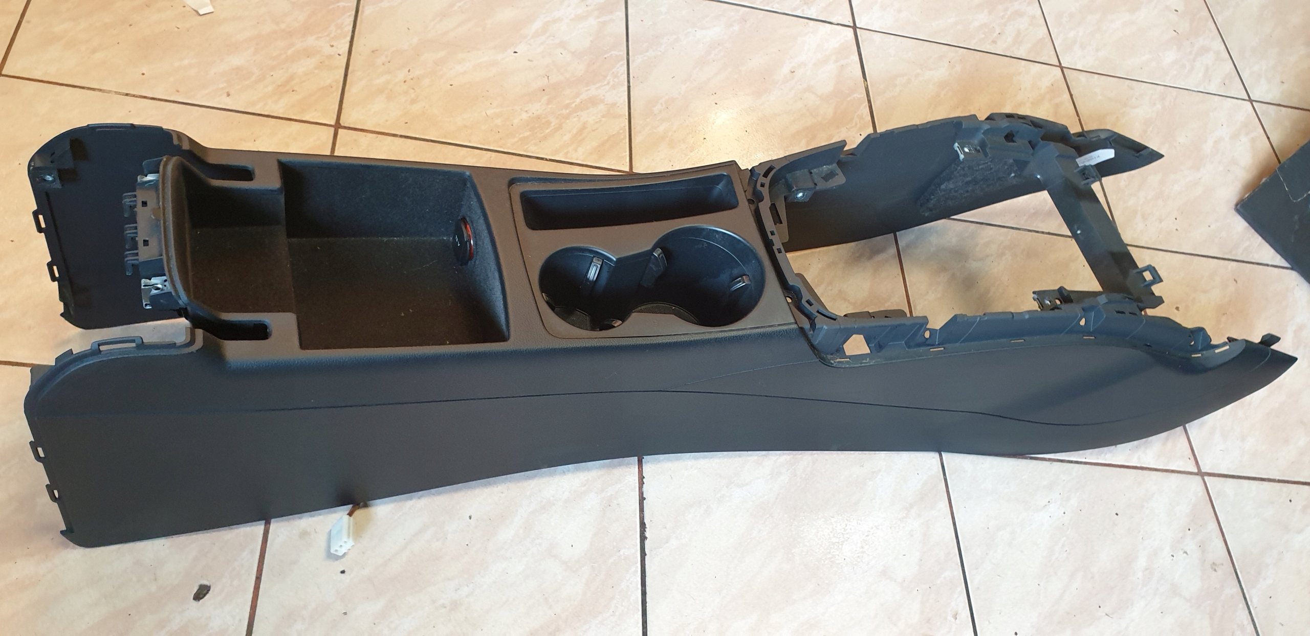 TUNEL central console passenger compartment AUDI A4 B8 A5 8T OE EU