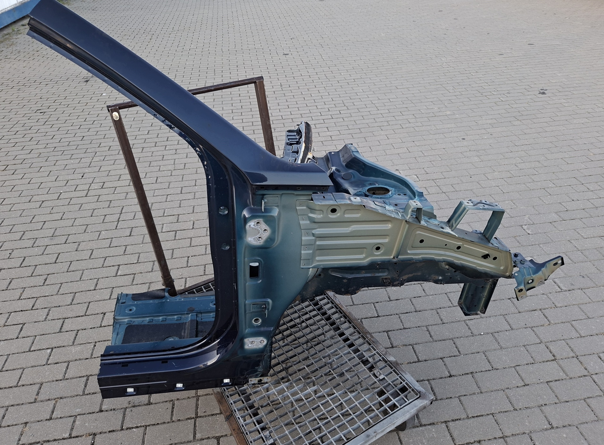 quarter front front quarter right BAS SSANGYONG KORANDO IV 4 C300