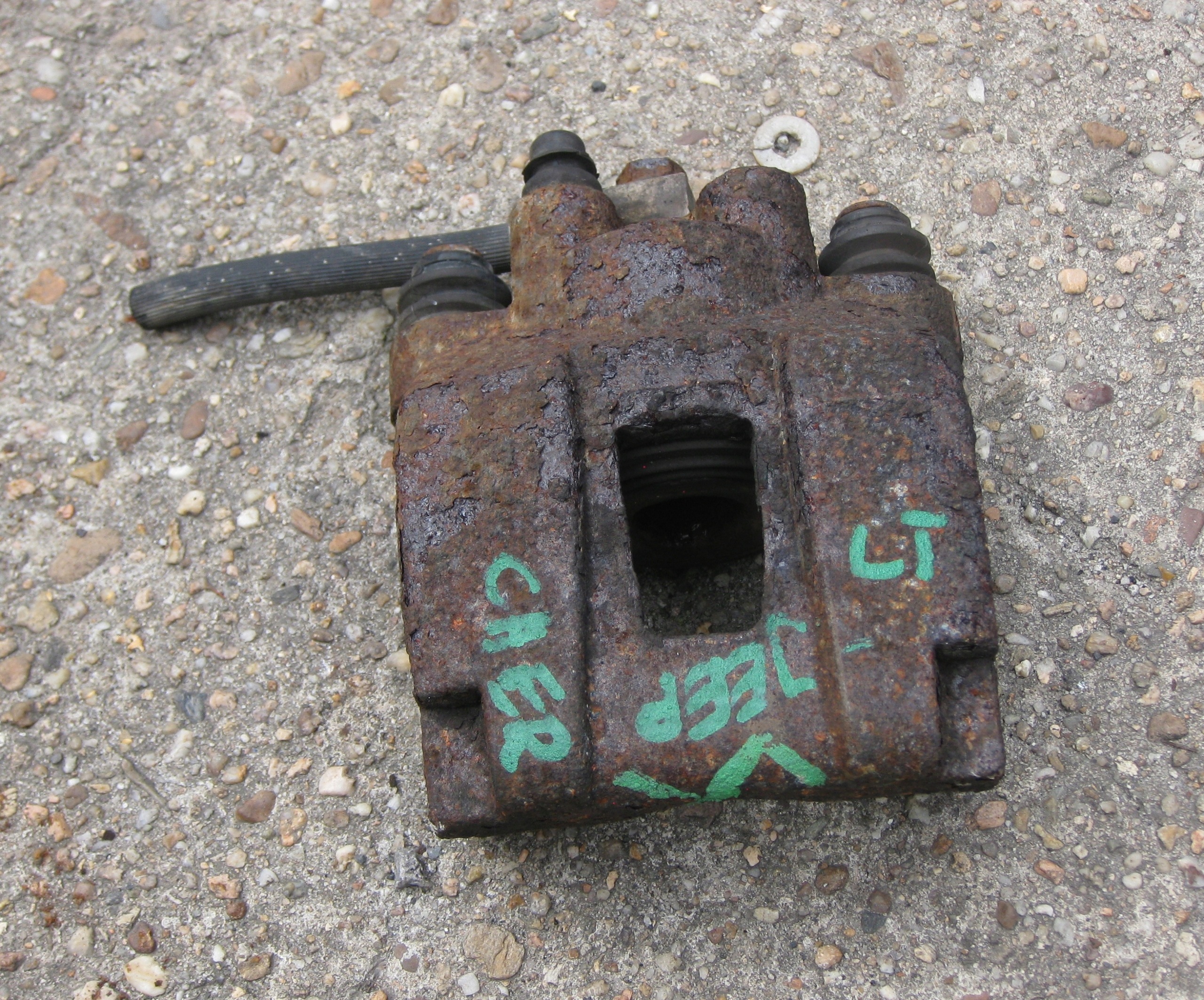 JEEP CHEROKEE LIBERTY KJ 2.5 CRDI caliper brake left rear part