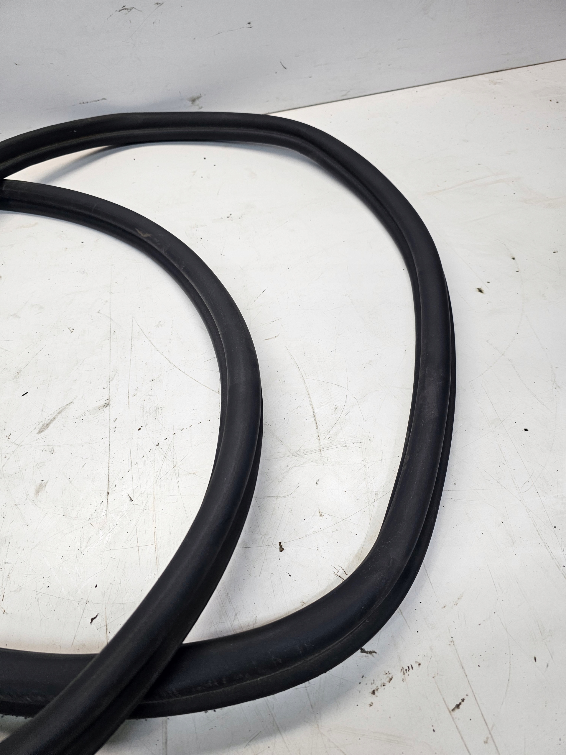 gasket bonnet boot AUDI A3 8P 8P4827705