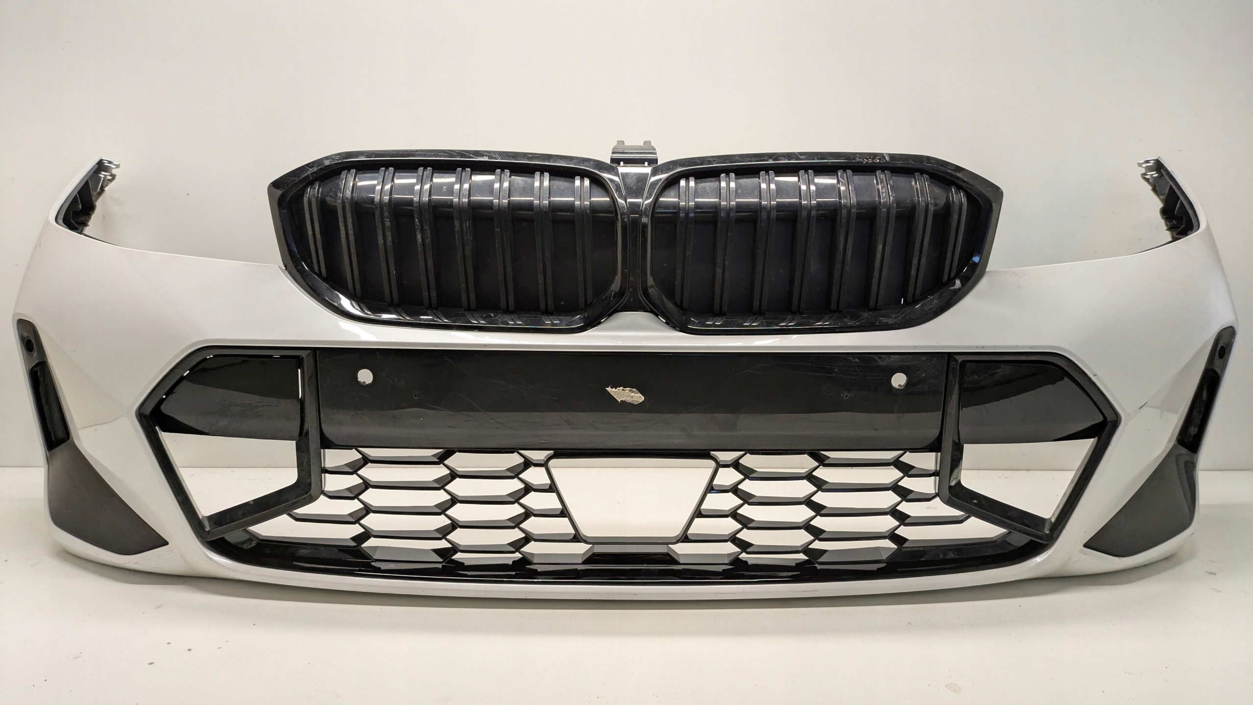 Zderzak przedni BMW 3 G20 G21 LCI M PAKIET 6PDC Wersja Europejska